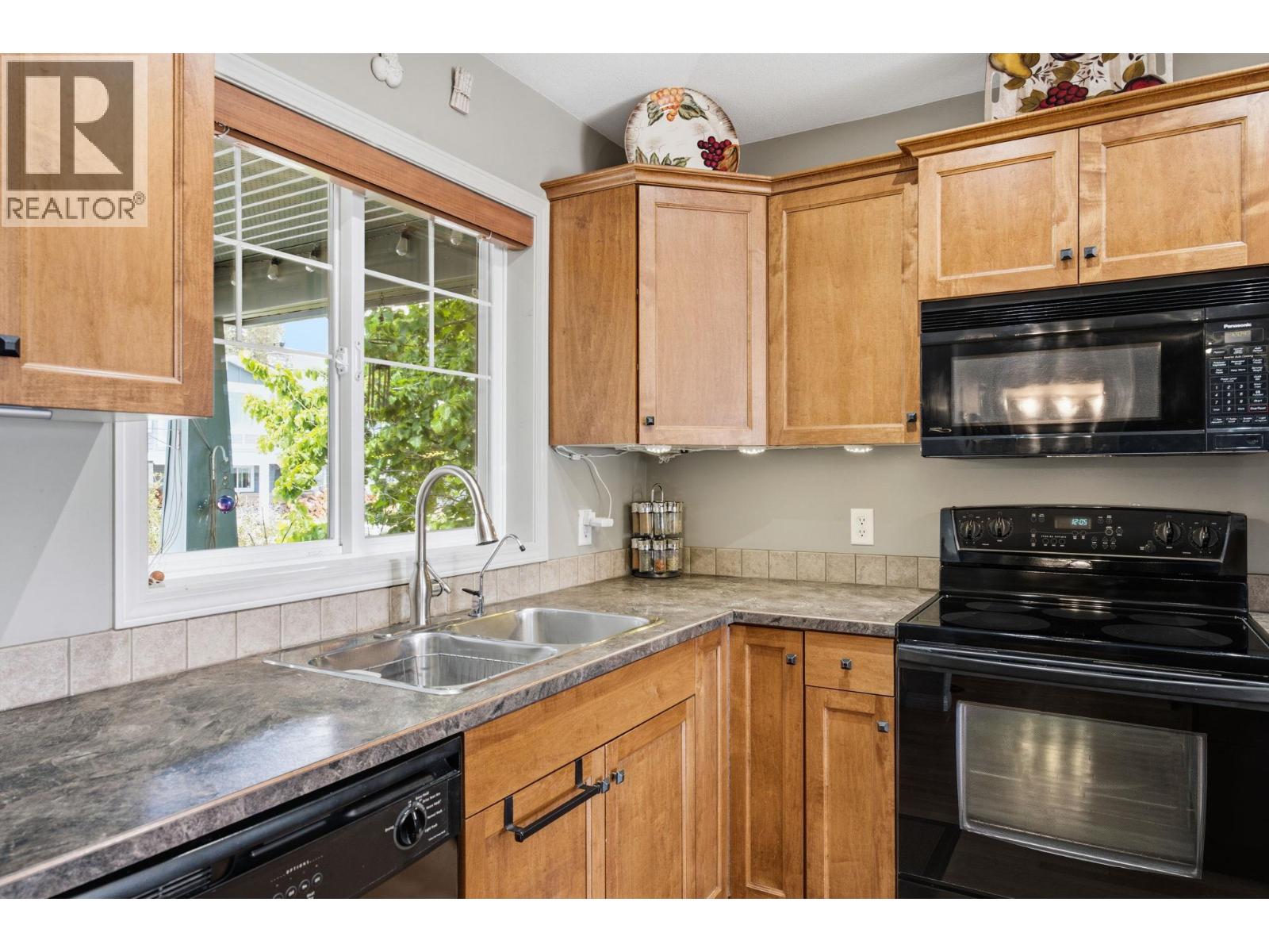 3652 Yorkton Road, West Kelowna, British Columbia  V4T 2X2 - Photo 10 - 10392006