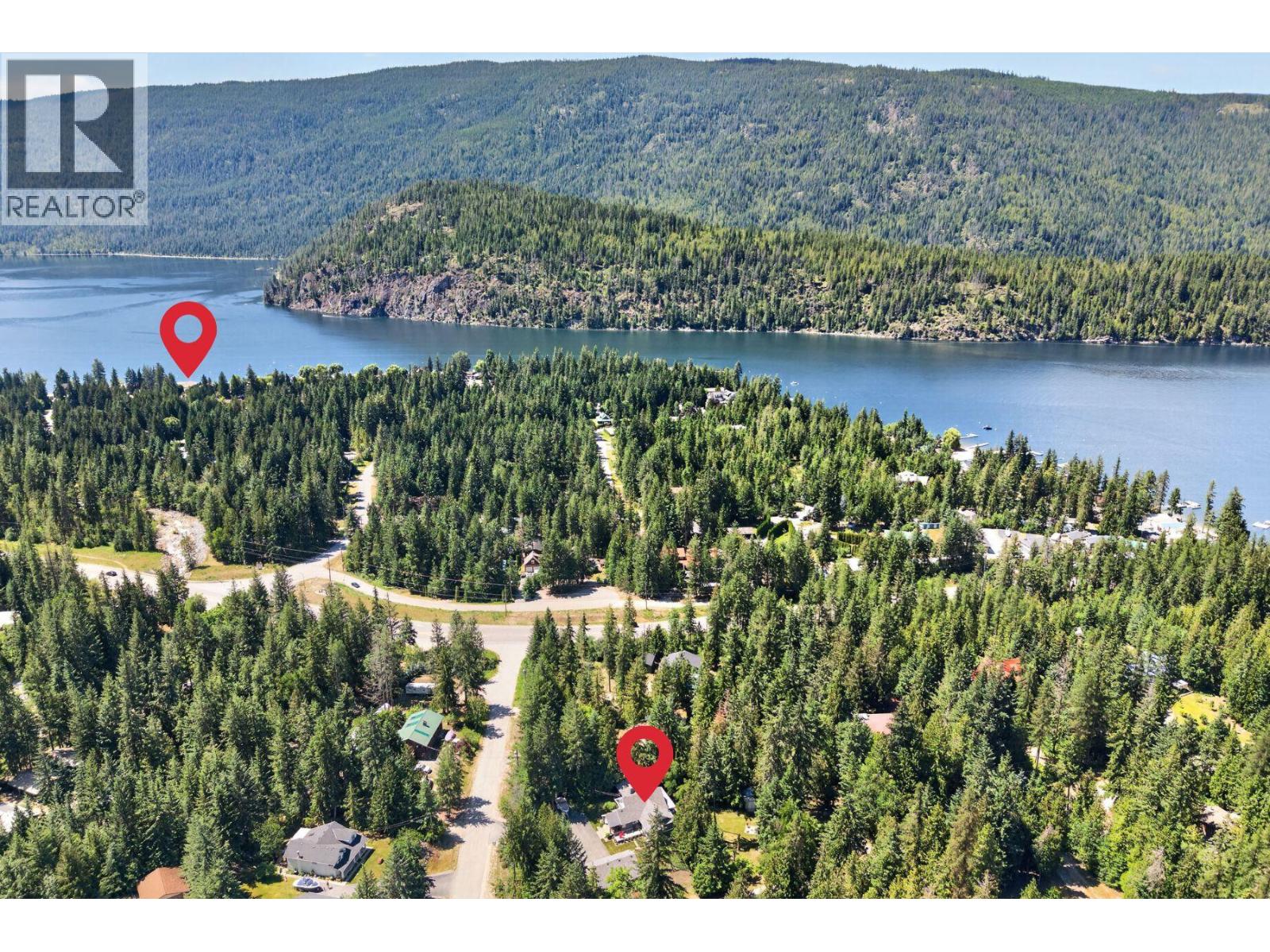 587 Hunt Road, Swansea Point, British Columbia  V0E 2K2 - Photo 3 - 10391770