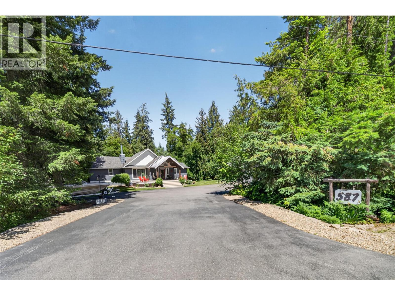 587 Hunt Road, Swansea Point, British Columbia  V0E 2K2 - Photo 66 - 10391770