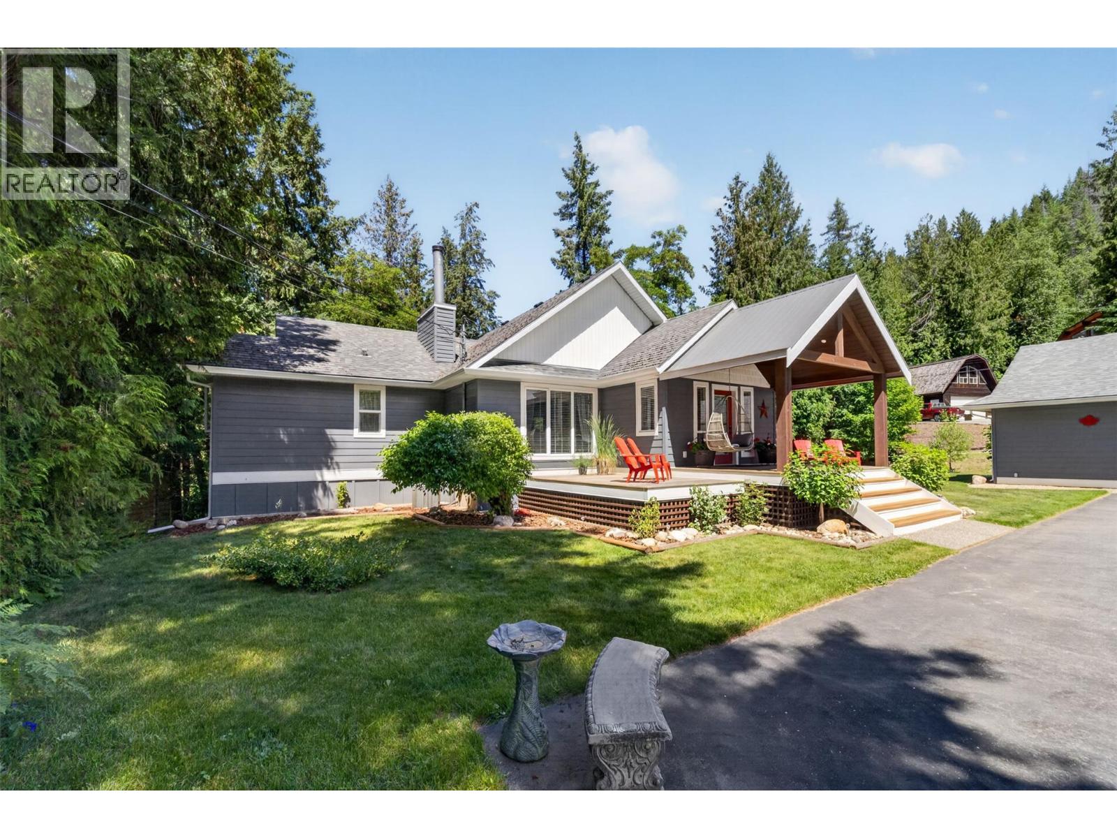 587 Hunt Road, Swansea Point, British Columbia  V0E 2K2 - Photo 69 - 10391770