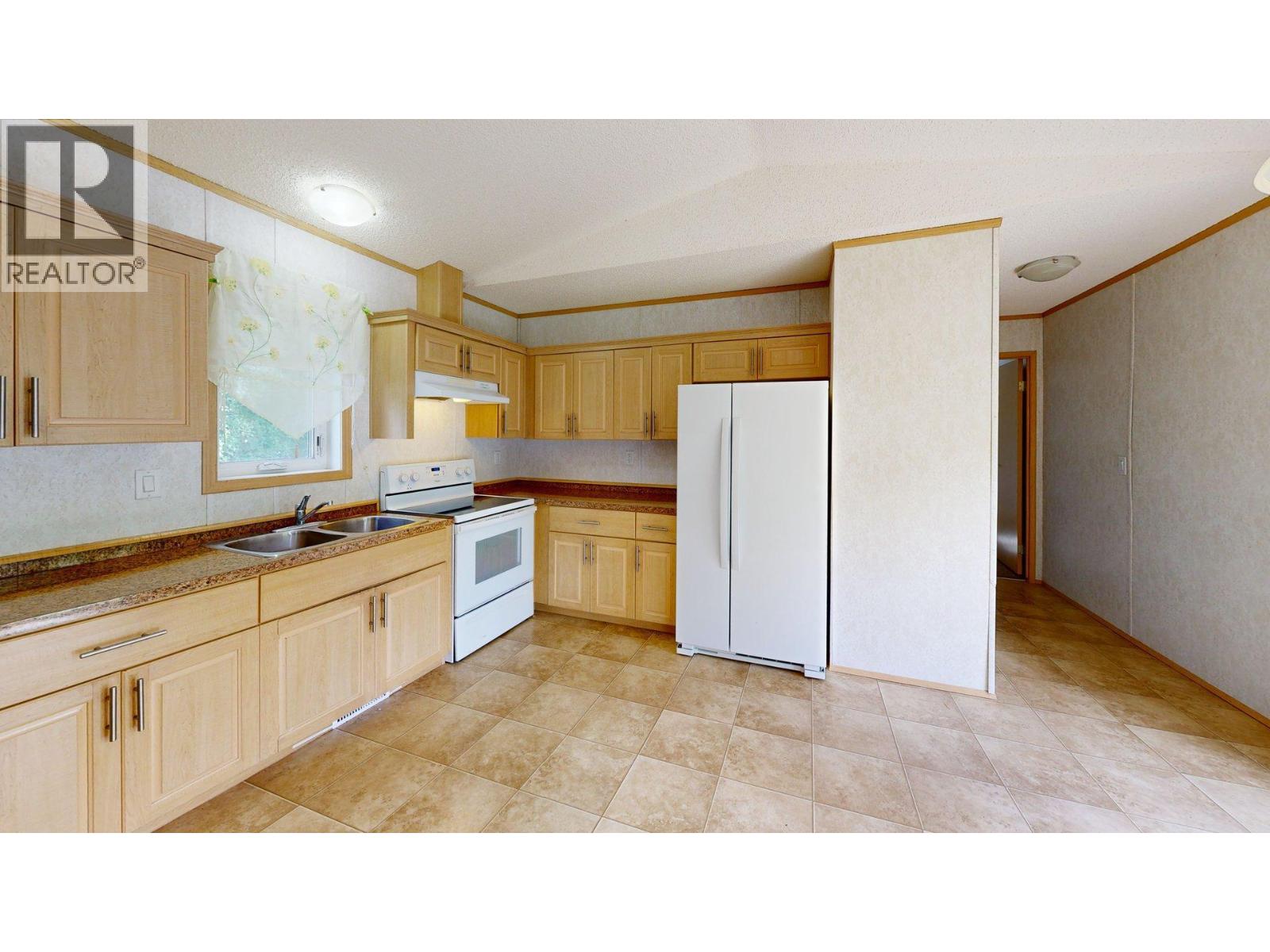 1245 Horse Creek Road S Unit# 4, Golden, British Columbia  V0A 1H0 - Photo 2 - 10392200