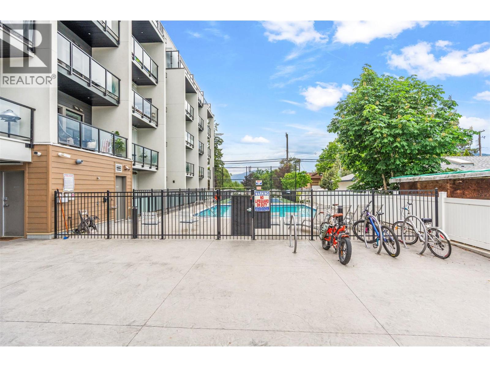 2555 Lakeshore Road Unit# 303, Vernon, British Columbia  V1H 0A4 - Photo 3 - 10392073
