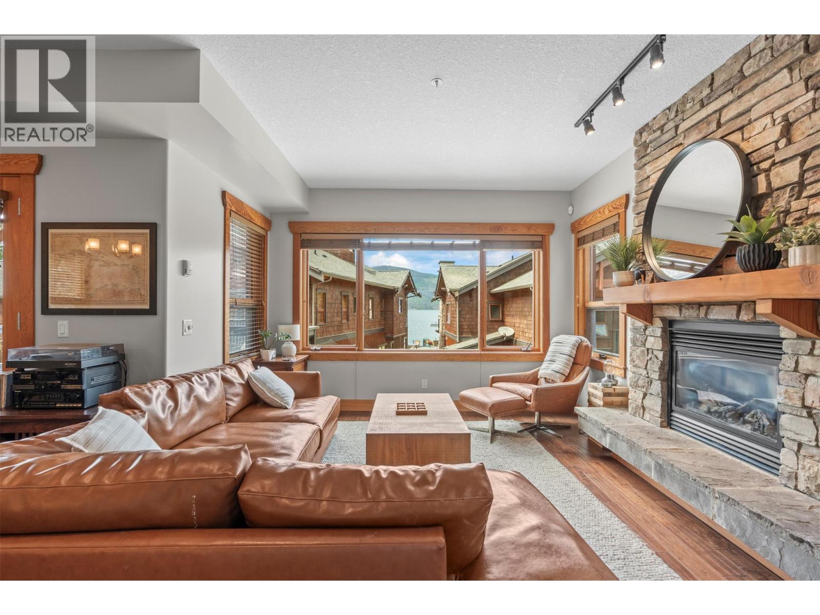 2479 Eagle Bay Road Unit# 16, Blind Bay, British Columbia  V0E 1H1 - Photo 19 - 10392159