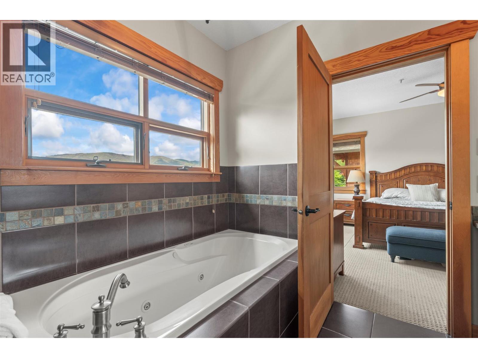 2479 Eagle Bay Road Unit# 16, Blind Bay, British Columbia  V0E 1H1 - Photo 38 - 10392159