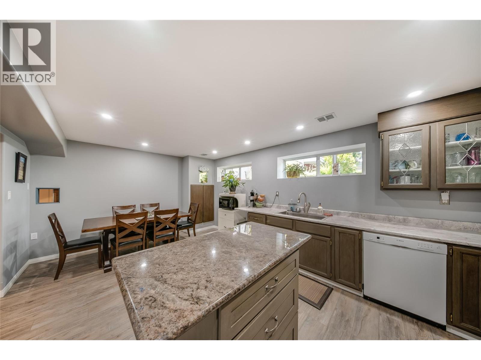 3651 Carnation Drive, Trail, British Columbia  V1R 2W5 - Photo 26 - 10392234