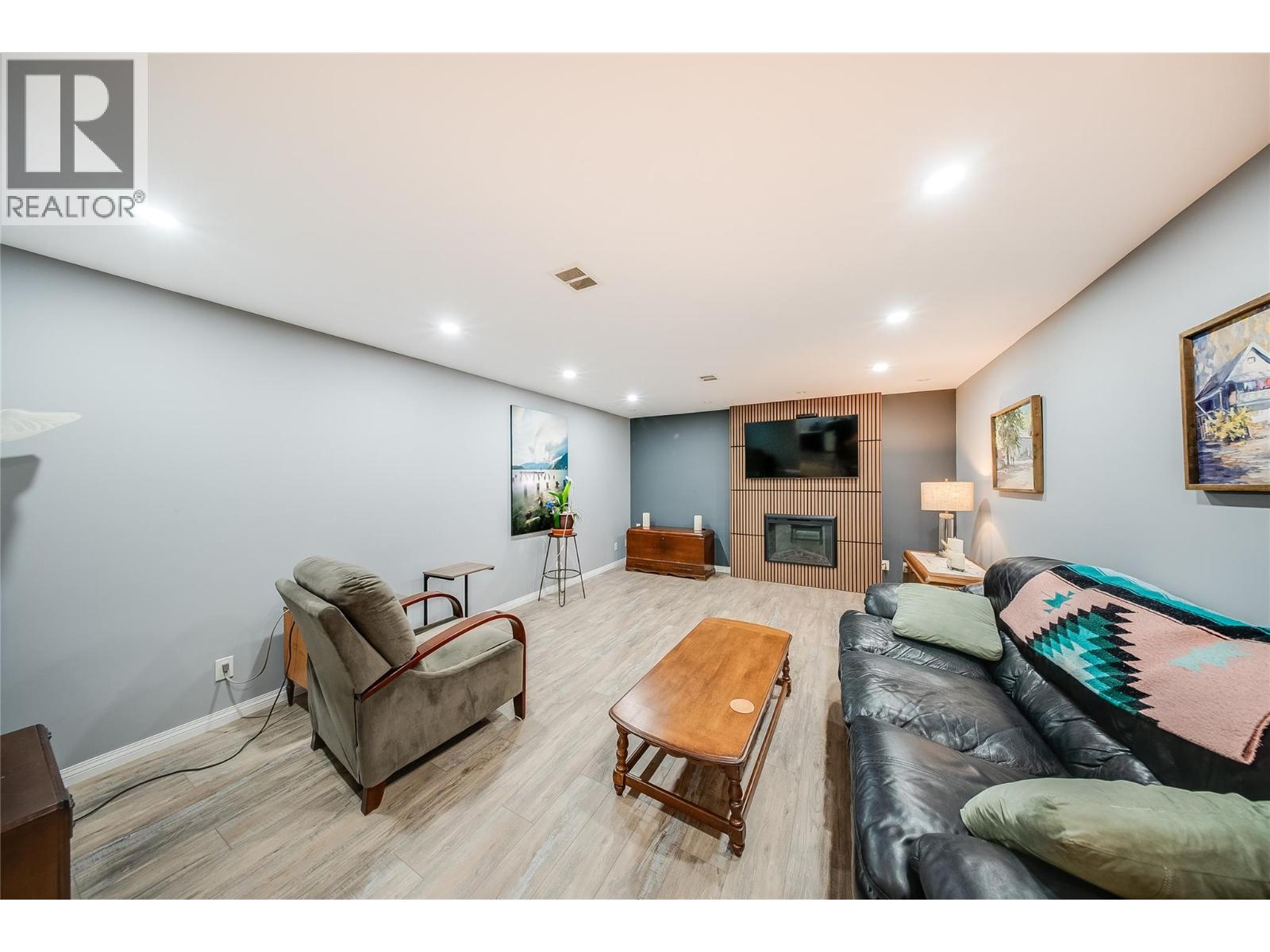 3651 Carnation Drive, Trail, British Columbia  V1R 2W5 - Photo 32 - 10392234