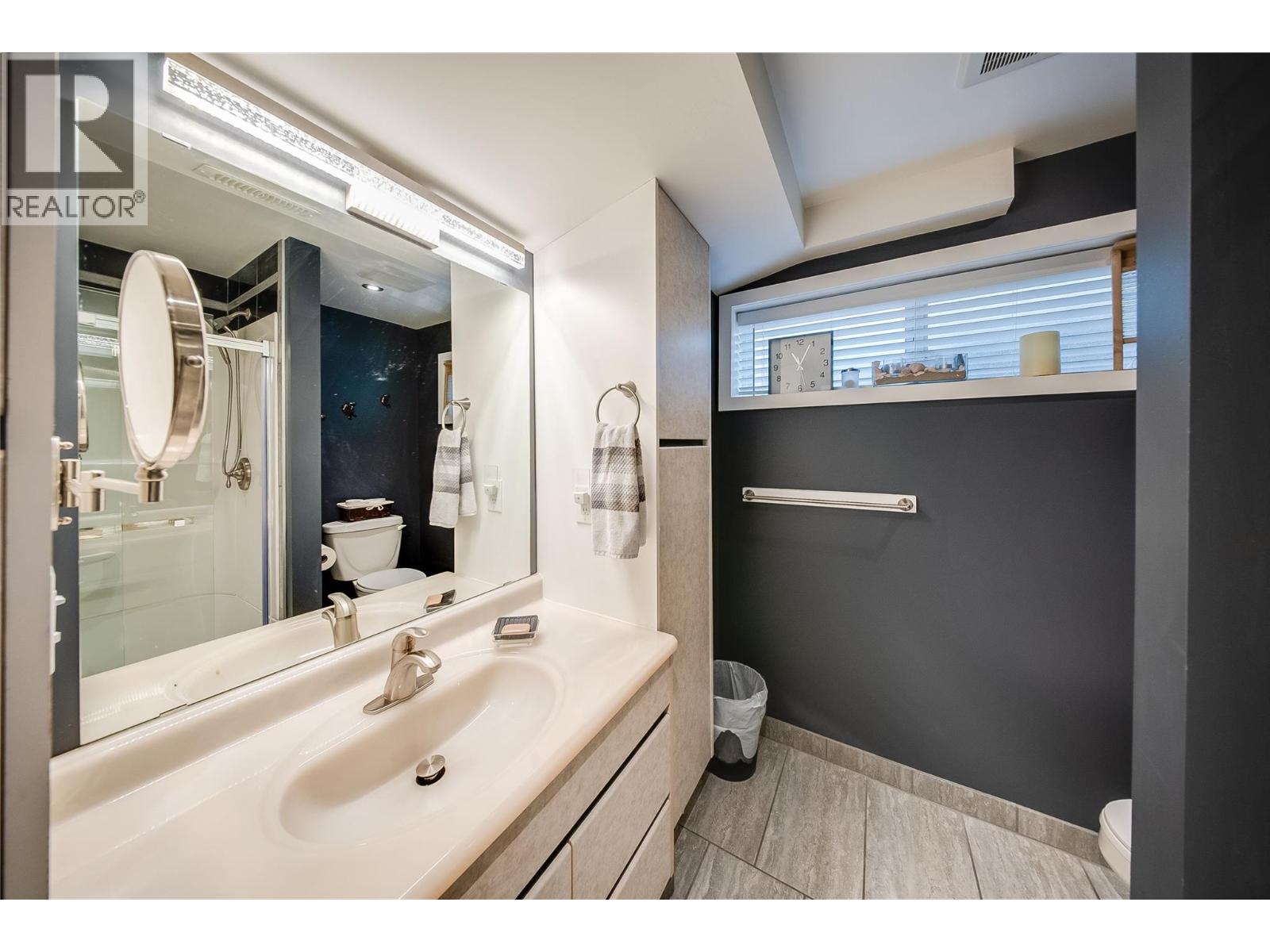 3651 Carnation Drive, Trail, British Columbia  V1R 2W5 - Photo 36 - 10392234