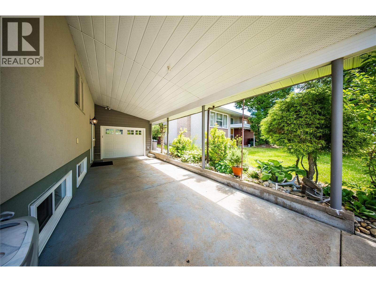 3651 Carnation Drive, Trail, British Columbia  V1R 2W5 - Photo 48 - 10392234