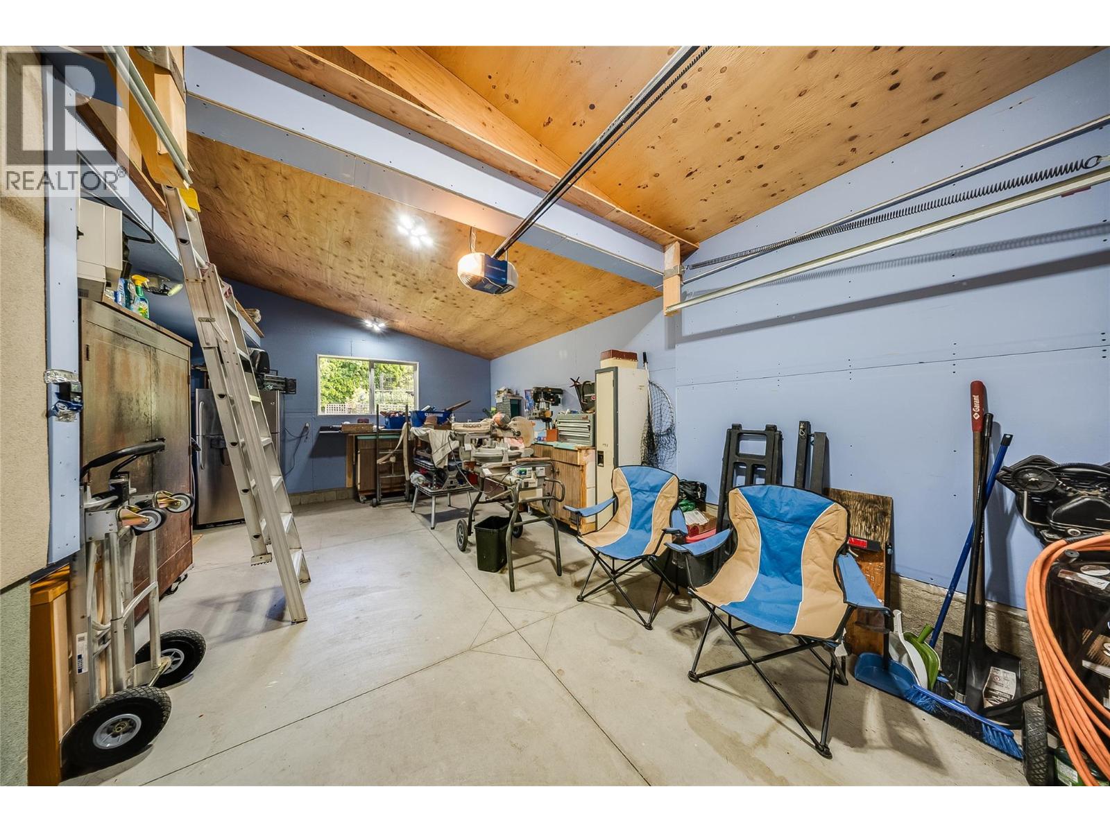 3651 Carnation Drive, Trail, British Columbia  V1R 2W5 - Photo 51 - 10392234