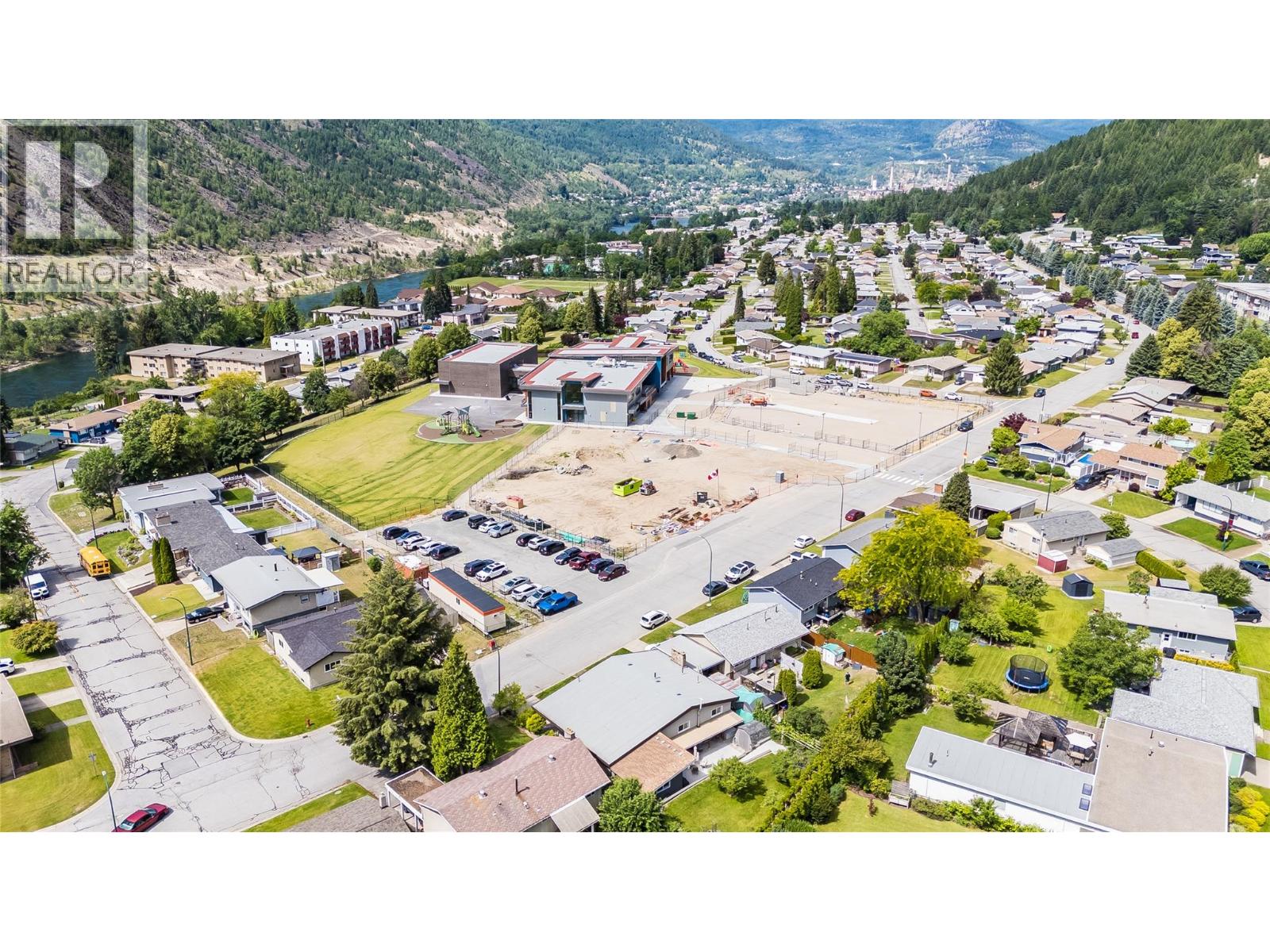 3651 Carnation Drive, Trail, British Columbia  V1R 2W5 - Photo 69 - 10392234