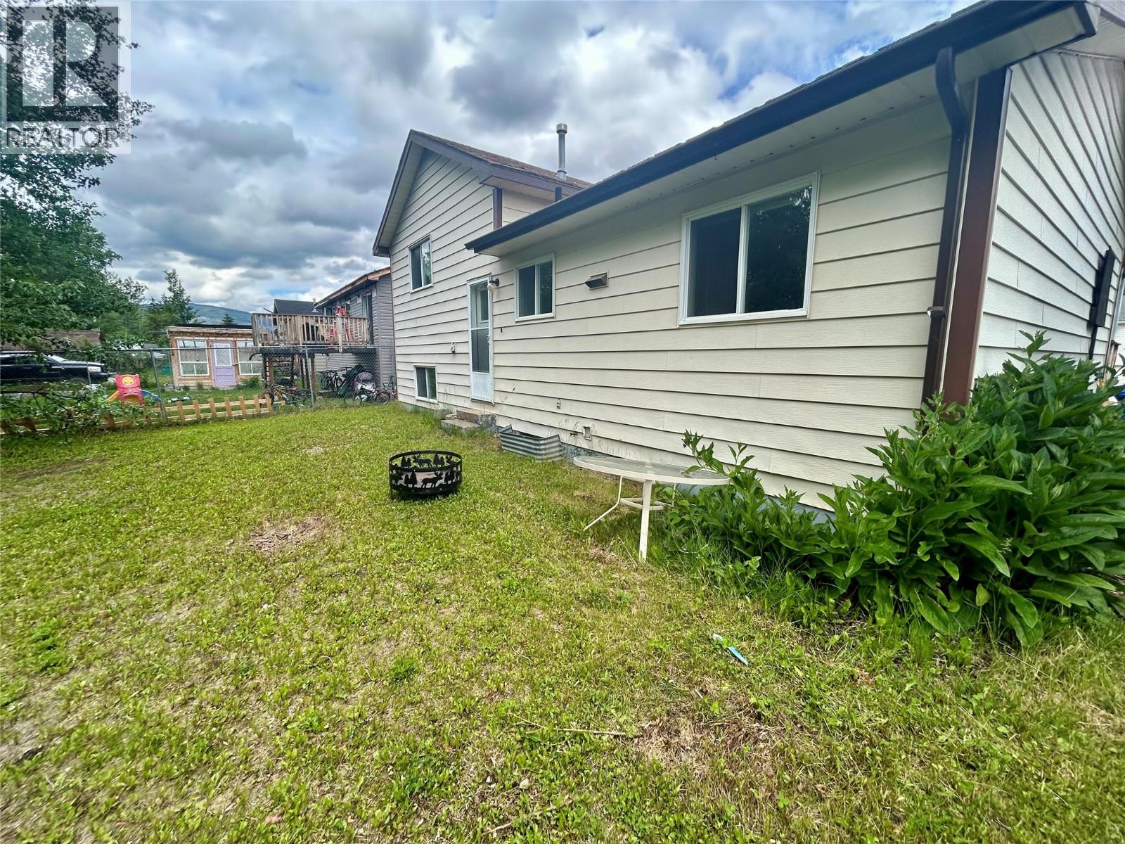 139 Wolverine Avenue, Tumbler Ridge, British Columbia  V0C 2W0 - Photo 14 - 10392111