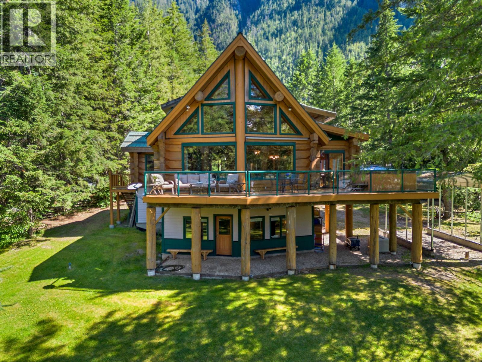 3866 Rock Island Road, Nakusp, British Columbia  V0G 1R1 - Photo 12 - 10391809