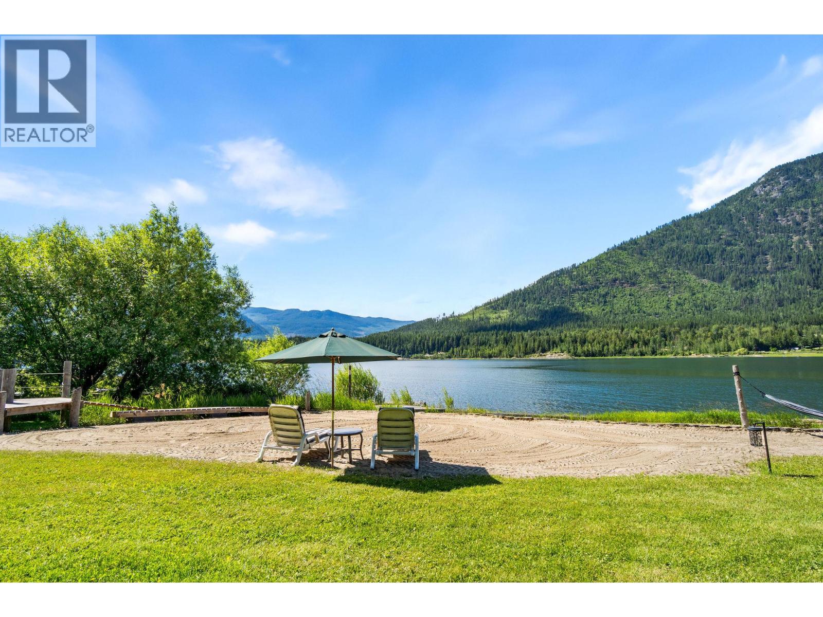 3866 Rock Island Road, Nakusp, British Columbia  V0G 1R1 - Photo 13 - 10391809