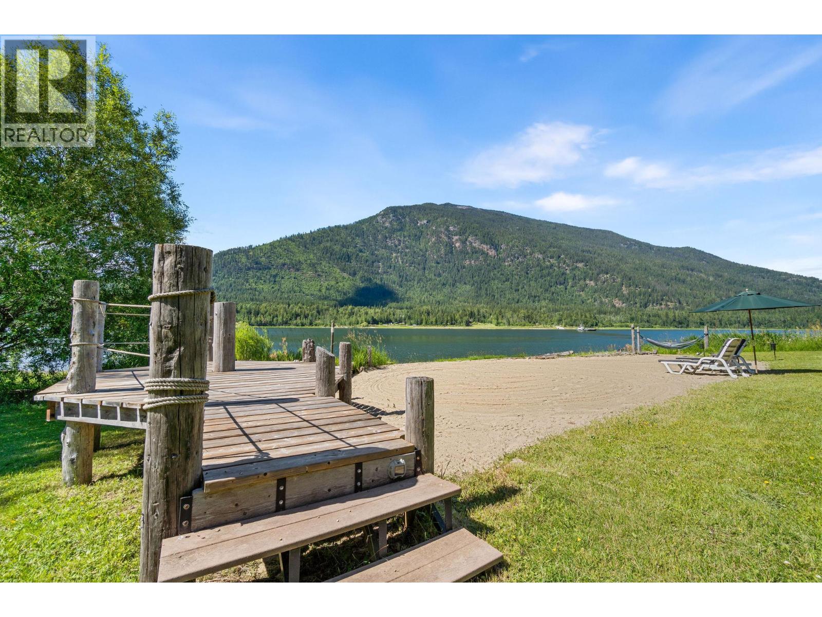 3866 Rock Island Road, Nakusp, British Columbia  V0G 1R1 - Photo 14 - 10391809