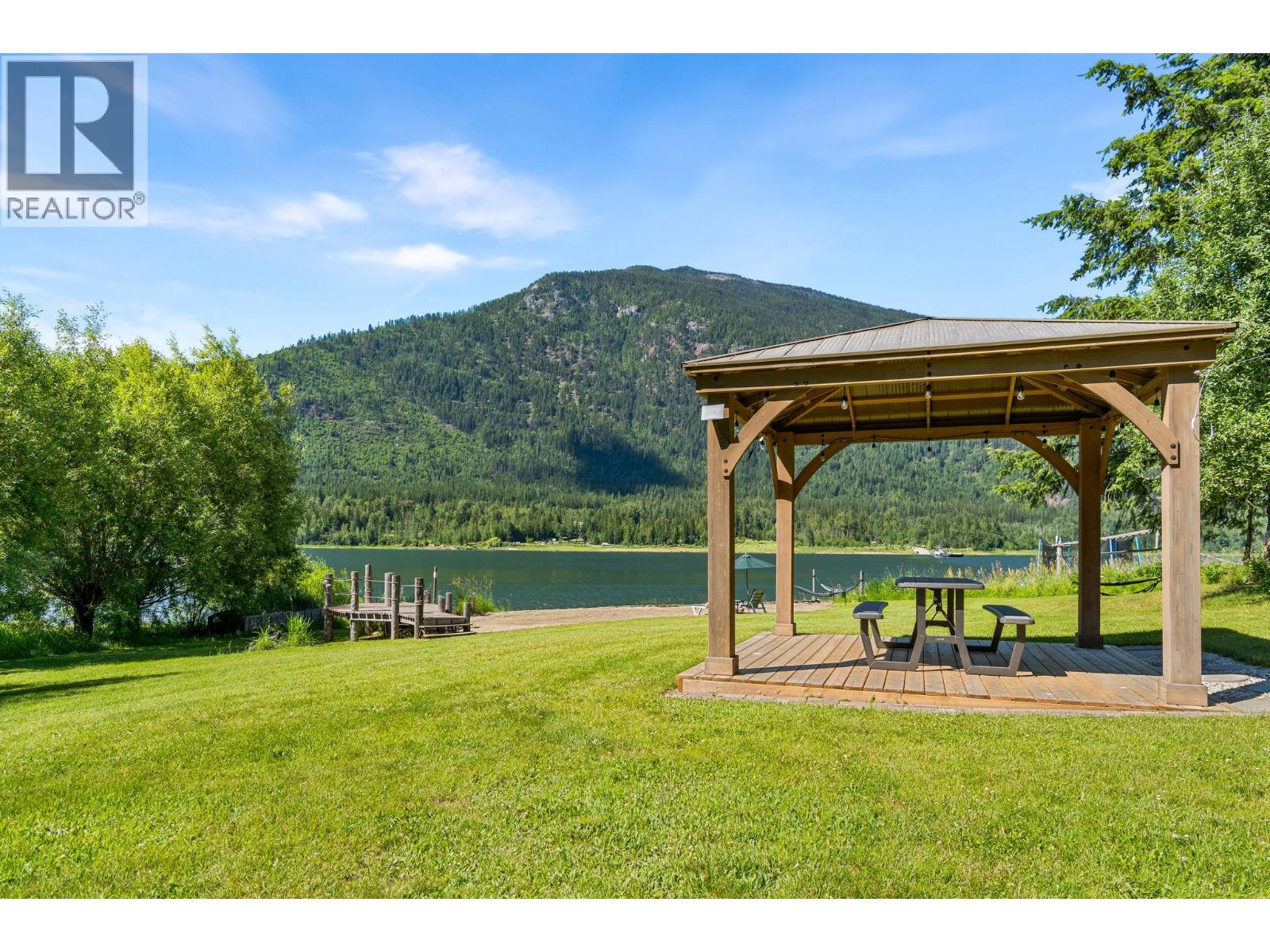 3866 Rock Island Road, Nakusp, British Columbia  V0G 1R1 - Photo 15 - 10391809
