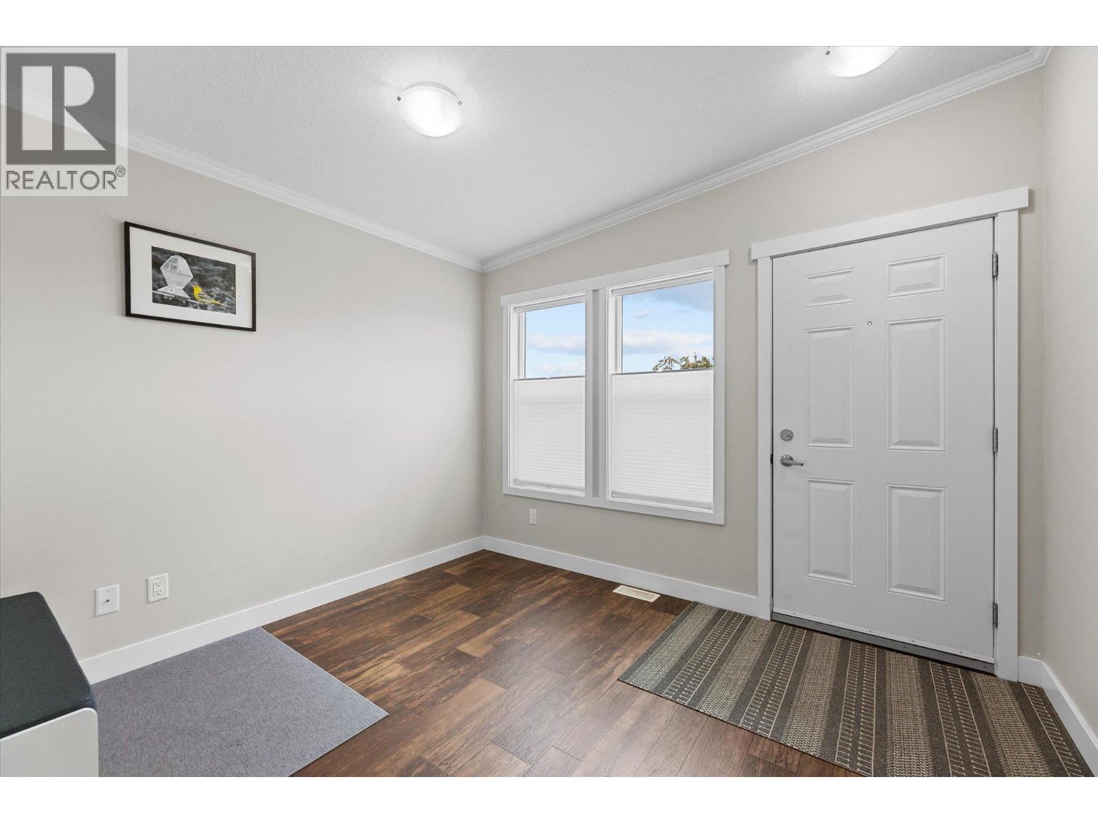3591 Old Vernon Road Unit# 402, Kelowna, British Columbia  V1X 6P4 - Photo 2 - 10391564