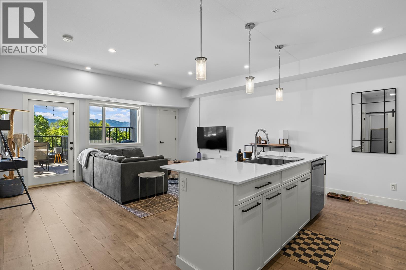 1220 Pacific Avenue Unit# 306, Kelowna, British Columbia  V1Y 5T7 - Photo 1 - 10392251