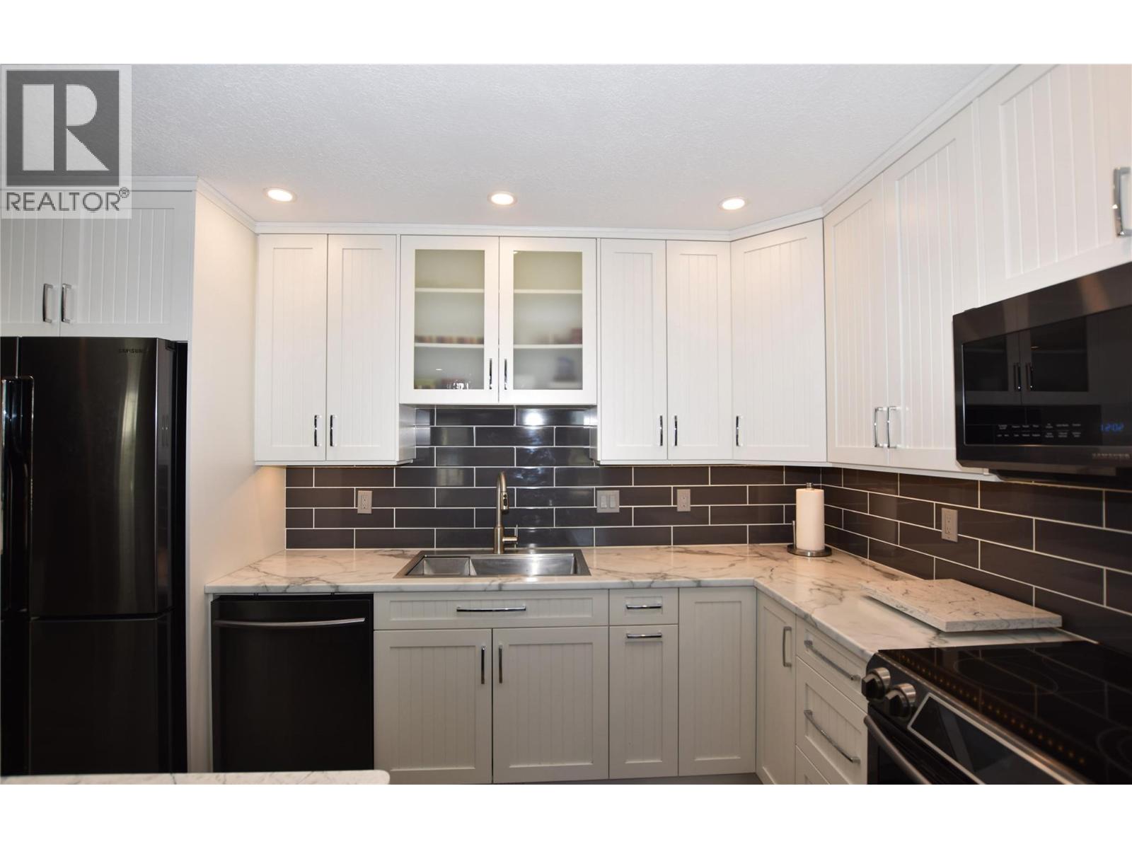 562 Meadowlark Avenue, Vernon, British Columbia  V1H 2A1 - Photo 18 - 10392235