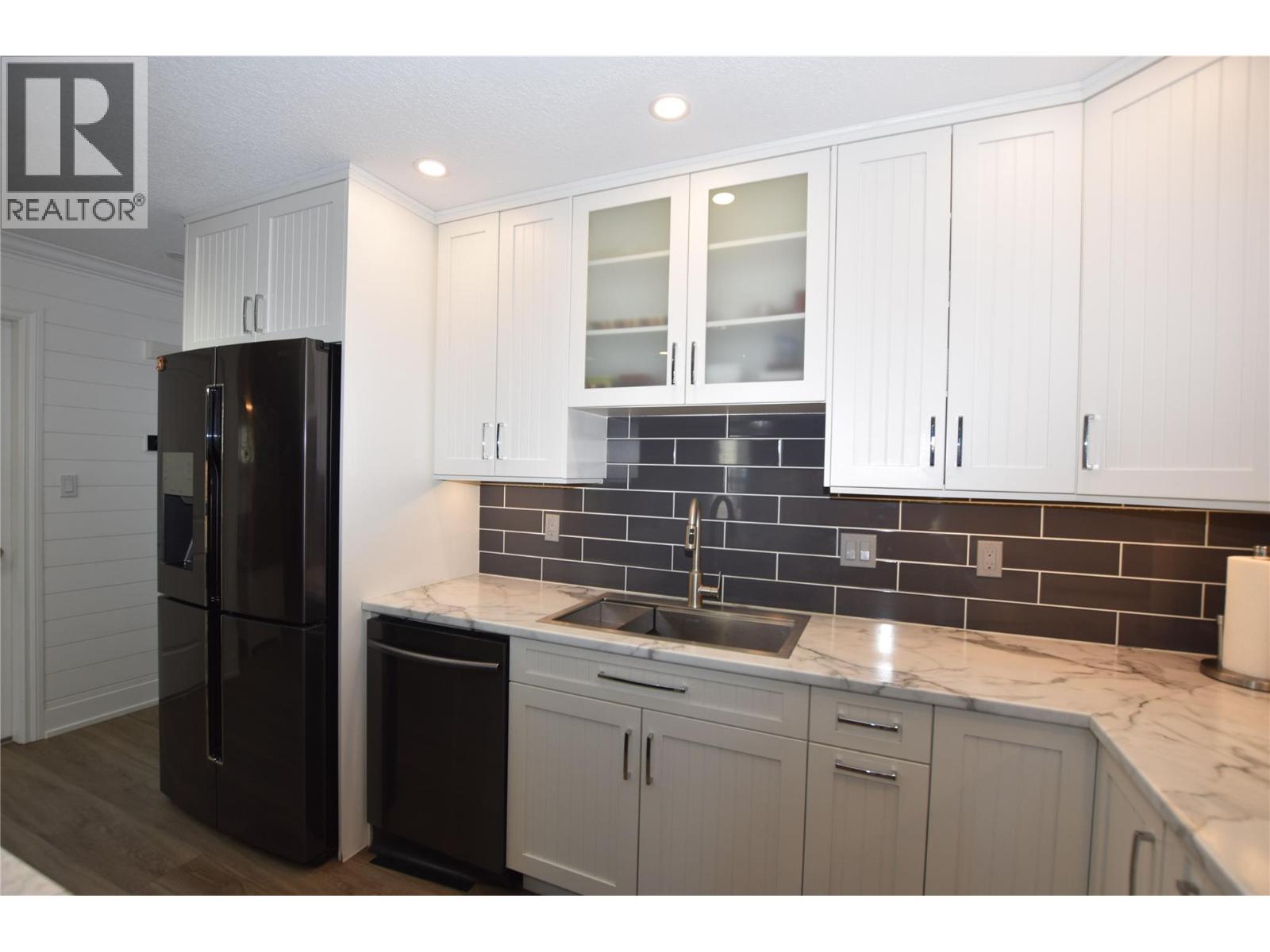 562 Meadowlark Avenue, Vernon, British Columbia  V1H 2A1 - Photo 19 - 10392235