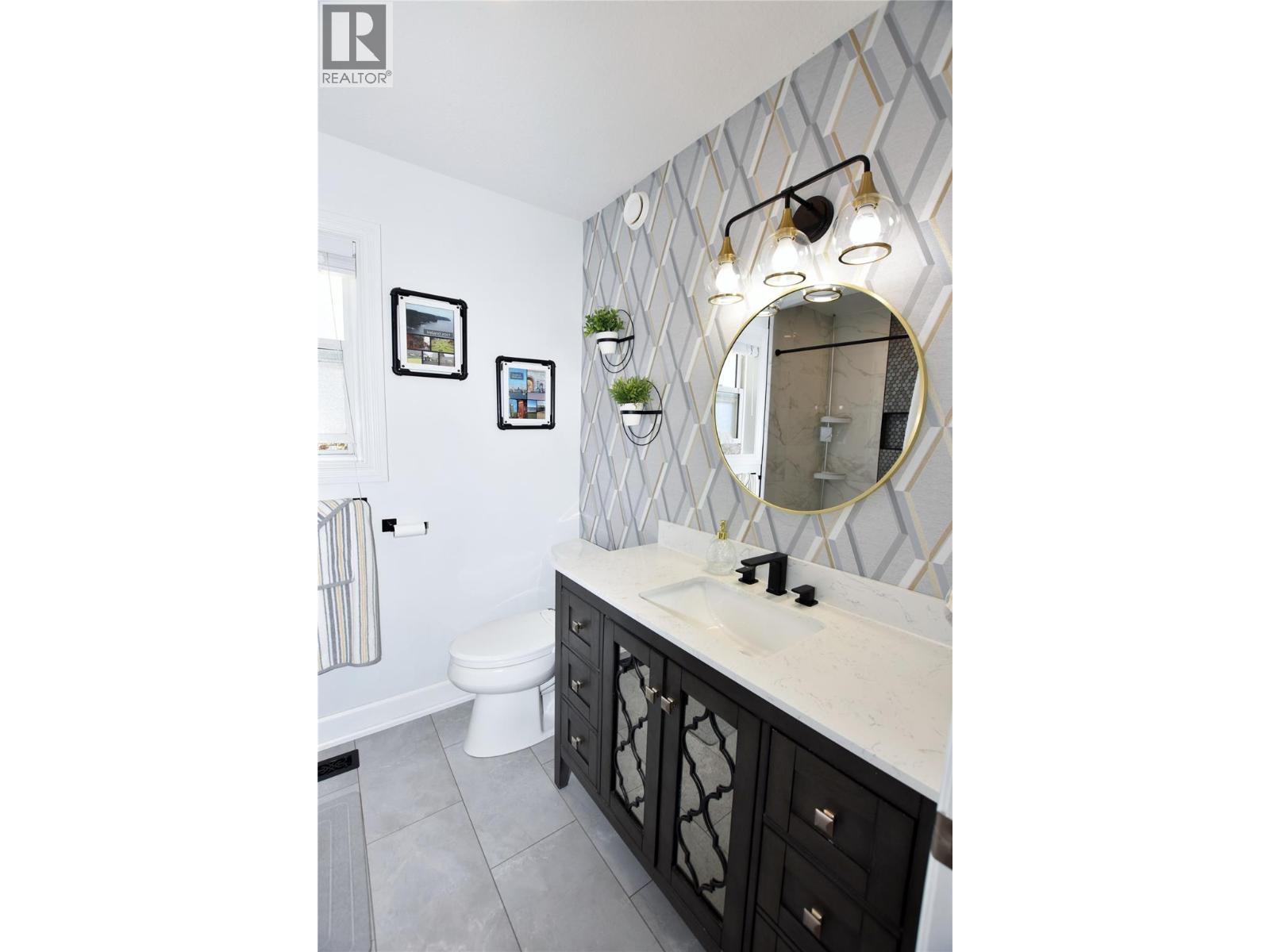 562 Meadowlark Avenue, Vernon, British Columbia  V1H 2A1 - Photo 28 - 10392235