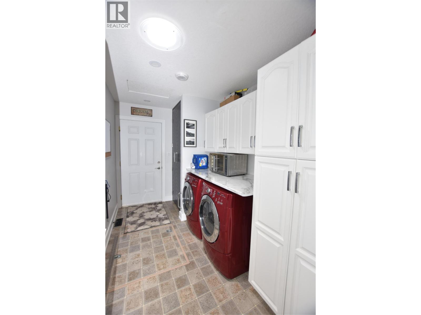 562 Meadowlark Avenue, Vernon, British Columbia  V1H 2A1 - Photo 39 - 10392235