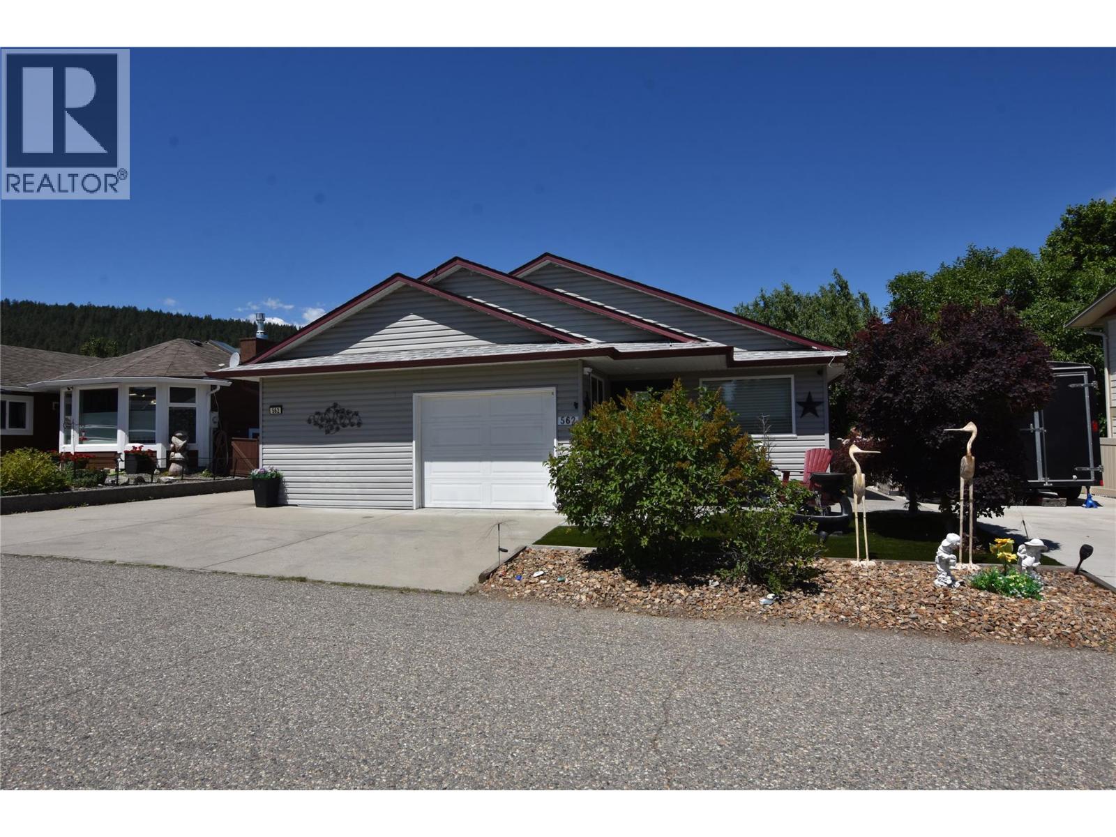 562 Meadowlark Avenue, Vernon, British Columbia  V1H 2A1 - Photo 61 - 10392235