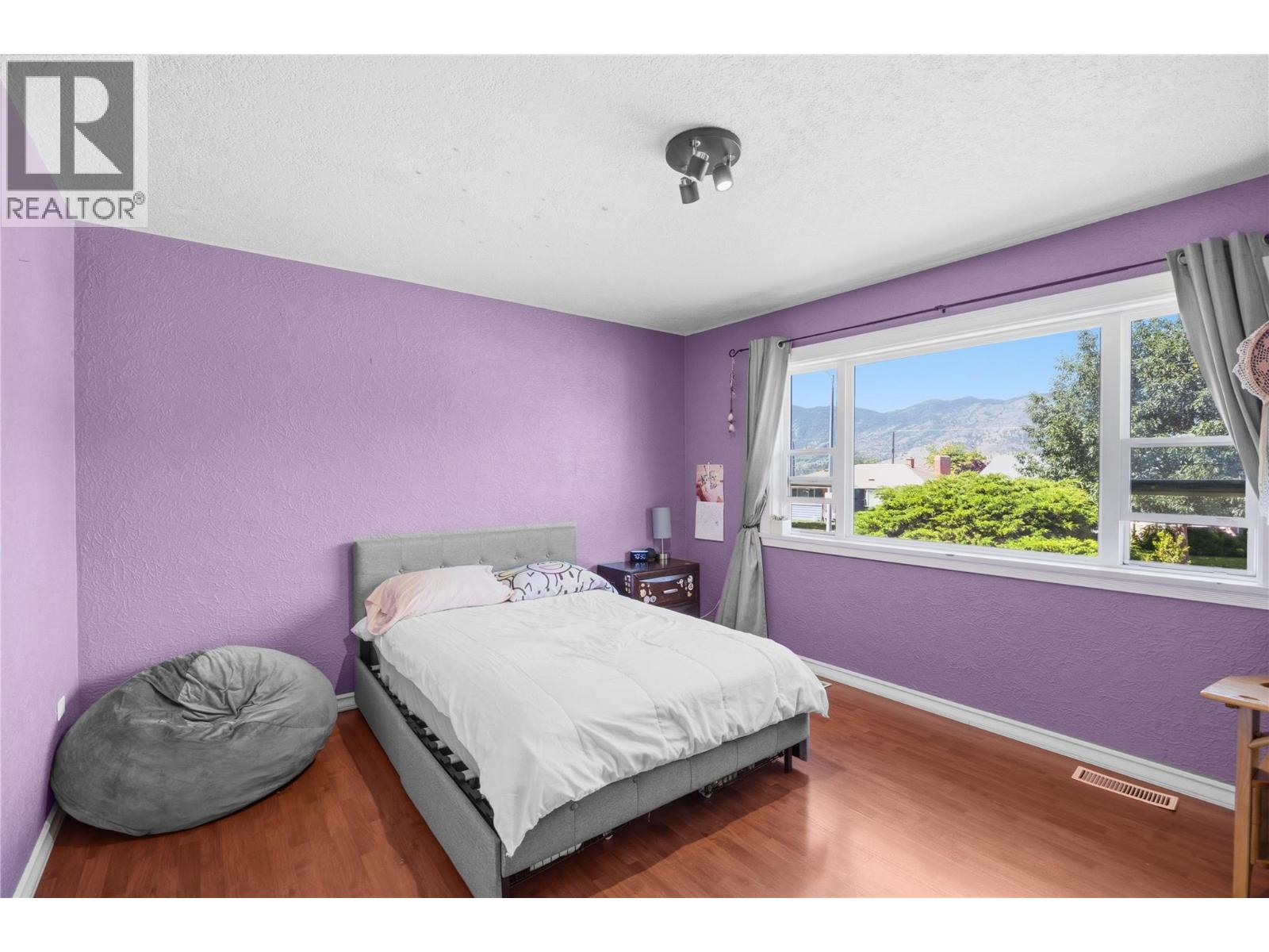 1428 Balfour Street, Penticton, British Columbia  V2A 4Z1 - Photo 15 - 10392087