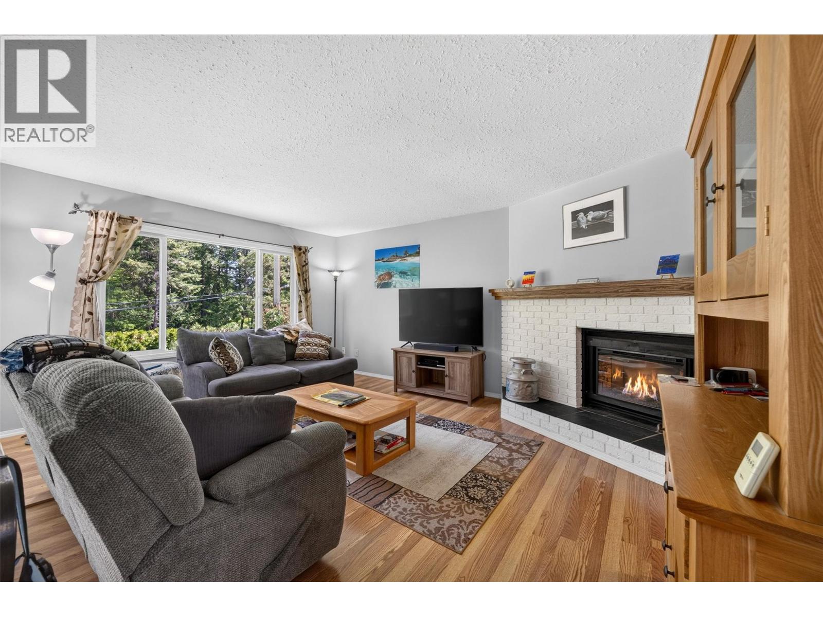 2250 Auto Road Se, Salmon Arm, British Columbia  V1E 1K5 - Photo 10 - 10392210