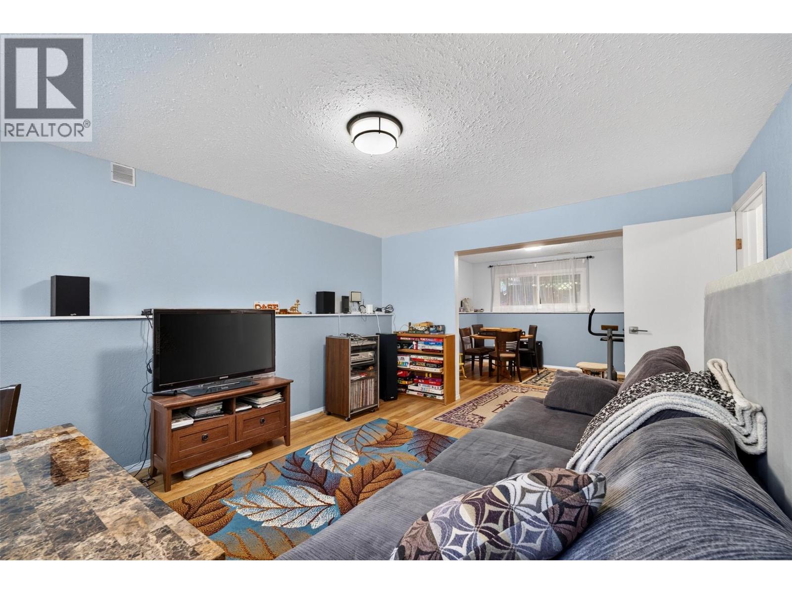 2250 Auto Road Se, Salmon Arm, British Columbia  V1E 1K5 - Photo 24 - 10392210