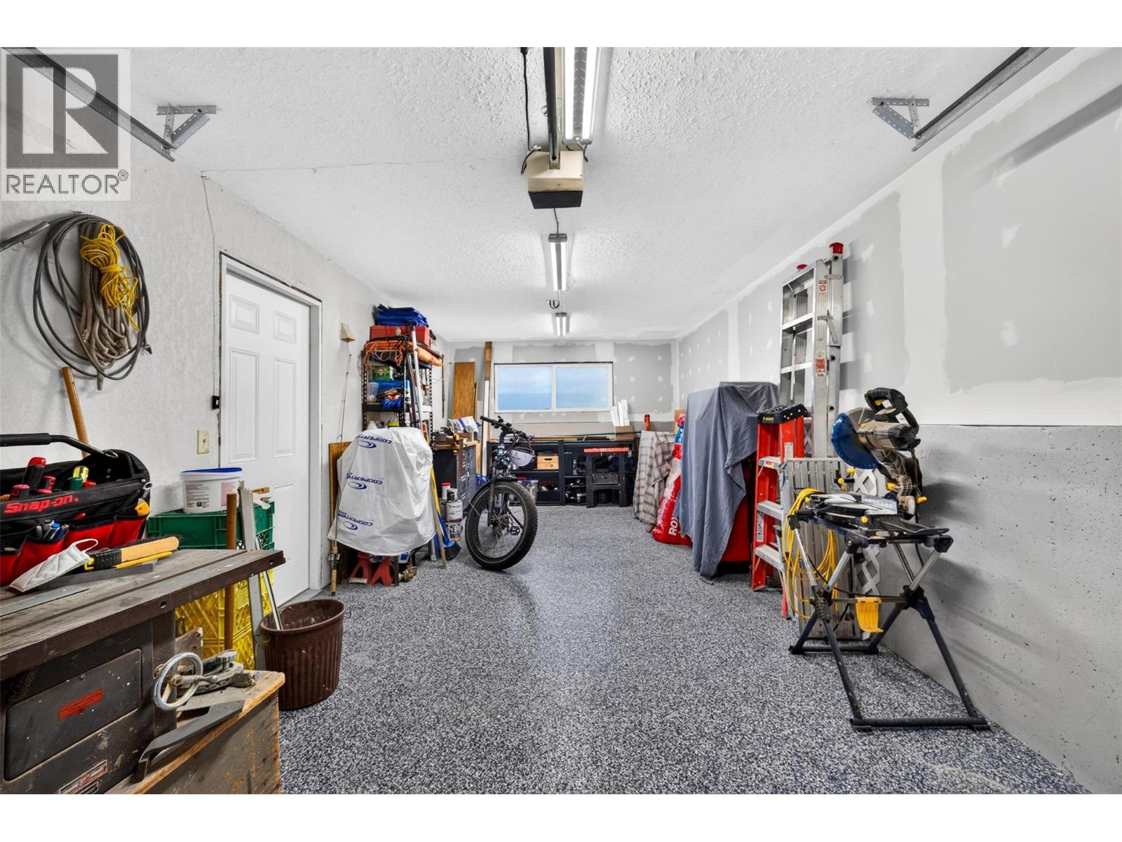 2250 Auto Road Se, Salmon Arm, British Columbia  V1E 1K5 - Photo 32 - 10392210