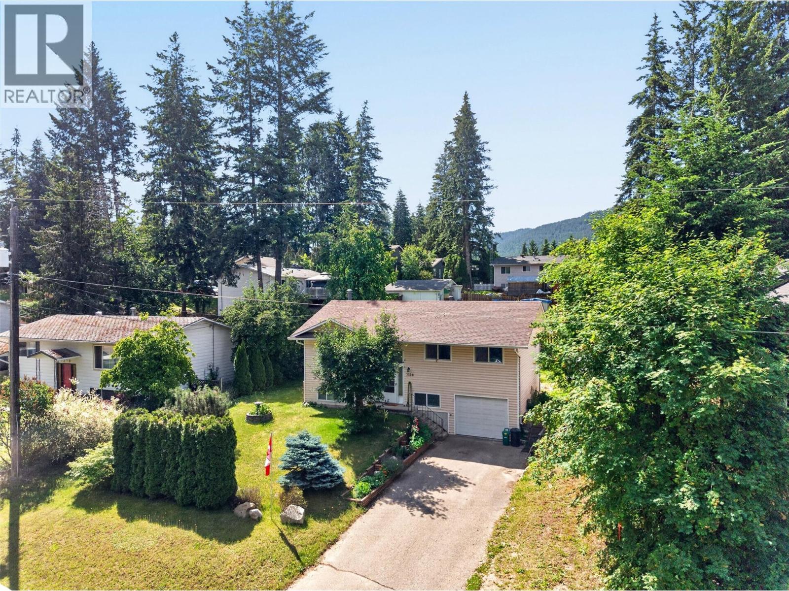 2250 Auto Road Se, Salmon Arm, British Columbia  V1E 1K5 - Photo 36 - 10392210