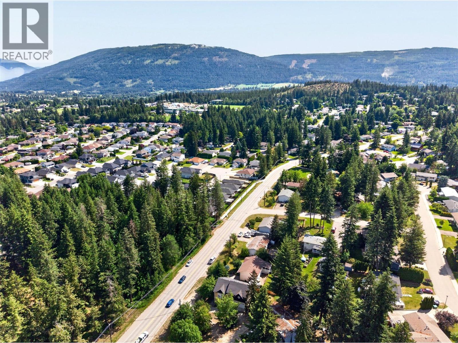 2250 Auto Road Se, Salmon Arm, British Columbia  V1E 1K5 - Photo 41 - 10392210