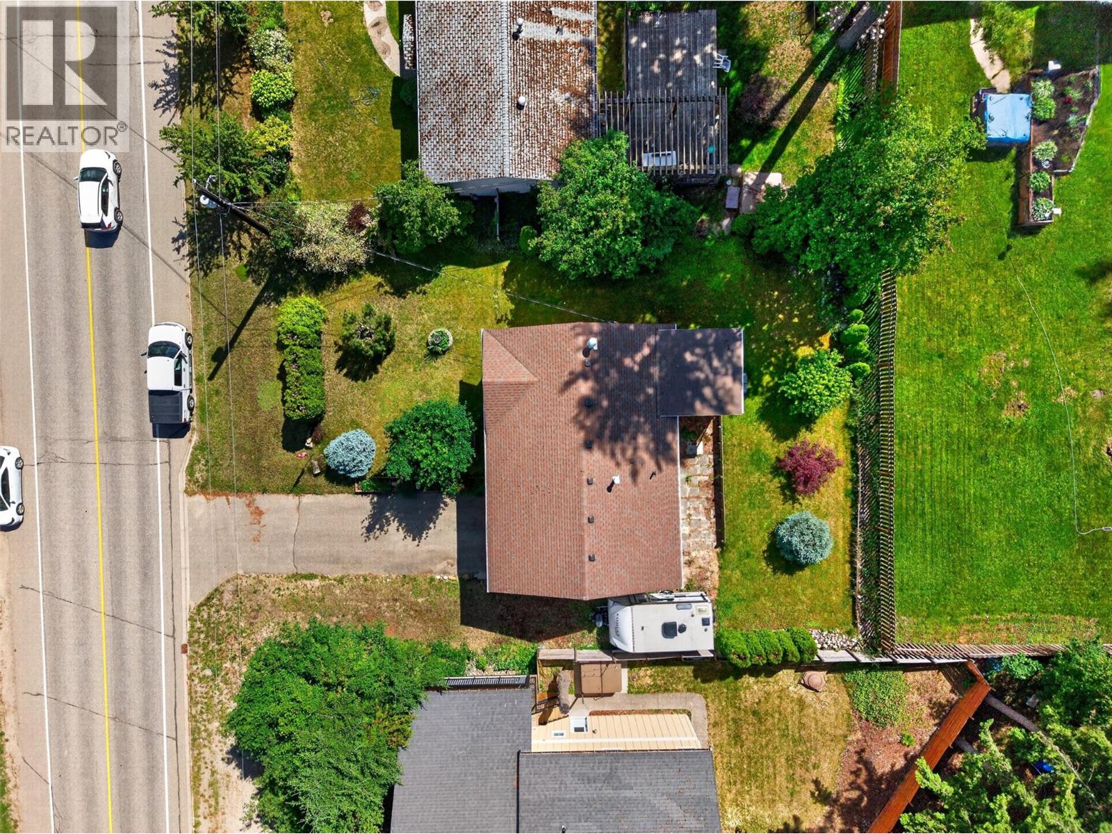 2250 Auto Road Se, Salmon Arm, British Columbia  V1E 1K5 - Photo 44 - 10392210