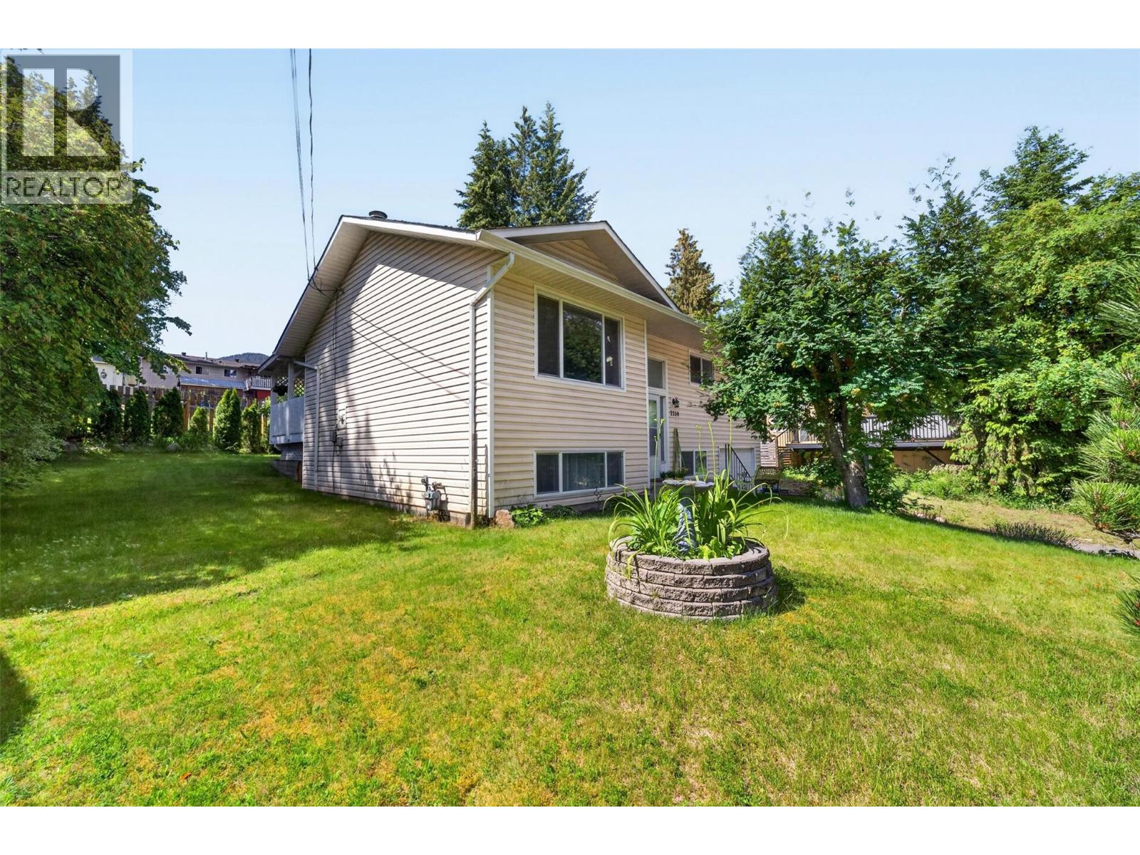 2250 Auto Road Se, Salmon Arm, British Columbia  V1E 1K5 - Photo 50 - 10392210