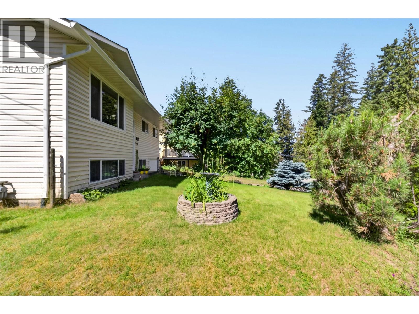 2250 Auto Road Se, Salmon Arm, British Columbia  V1E 1K5 - Photo 51 - 10392210