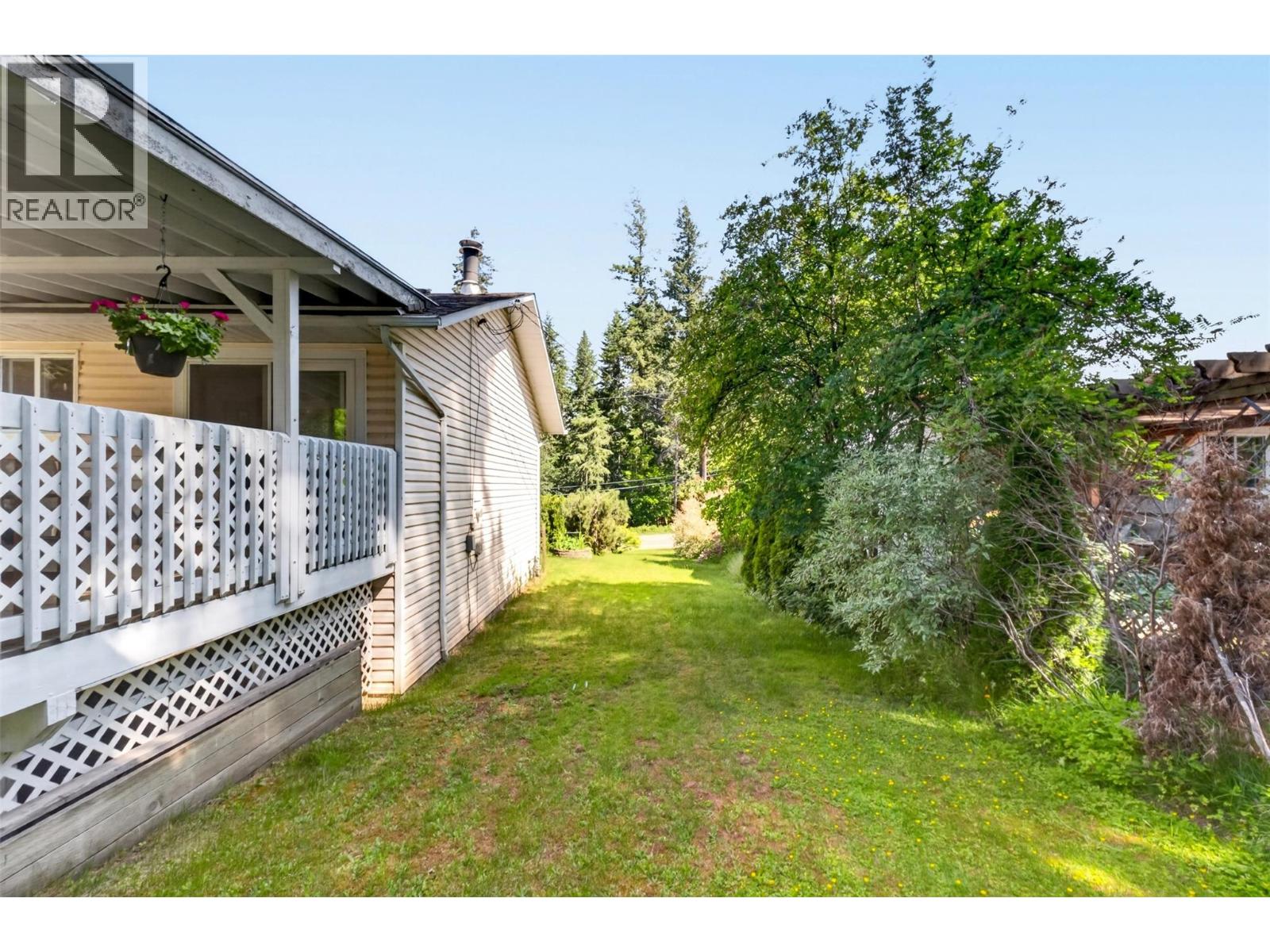 2250 Auto Road Se, Salmon Arm, British Columbia  V1E 1K5 - Photo 53 - 10392210