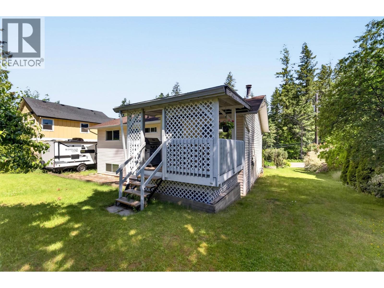 2250 Auto Road Se, Salmon Arm, British Columbia  V1E 1K5 - Photo 54 - 10392210