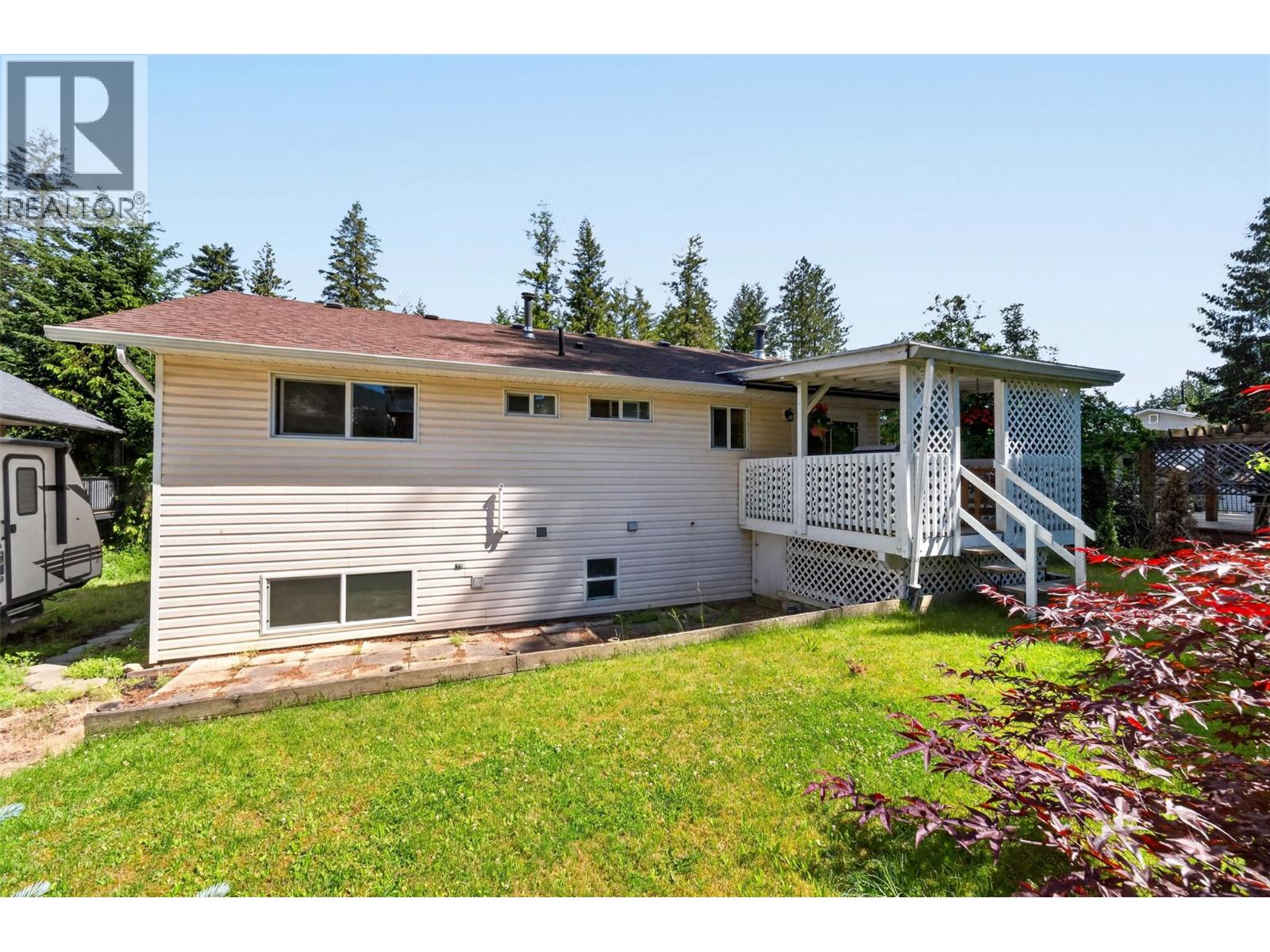 2250 Auto Road Se, Salmon Arm, British Columbia  V1E 1K5 - Photo 62 - 10392210