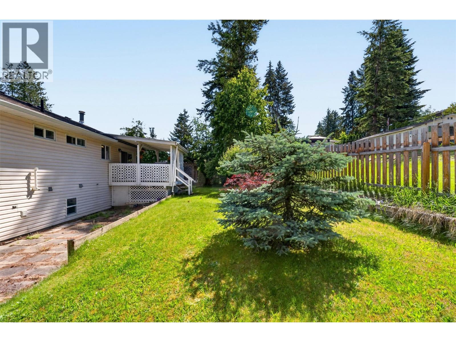 2250 Auto Road Se, Salmon Arm, British Columbia  V1E 1K5 - Photo 64 - 10392210