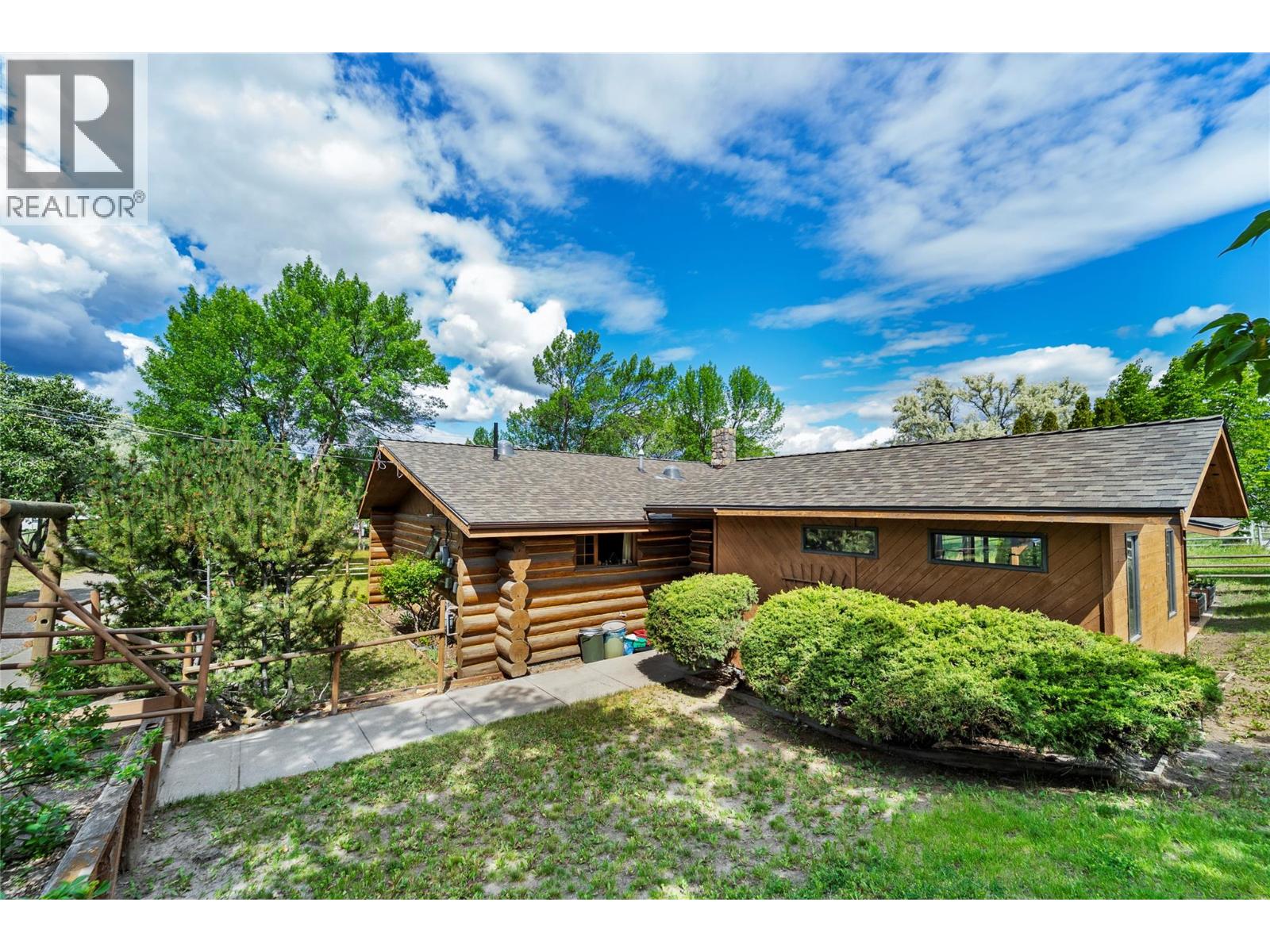 3069 Fox Farm Road, Merritt, British Columbia  V1K 1B8 - Photo 1 - 10392191
