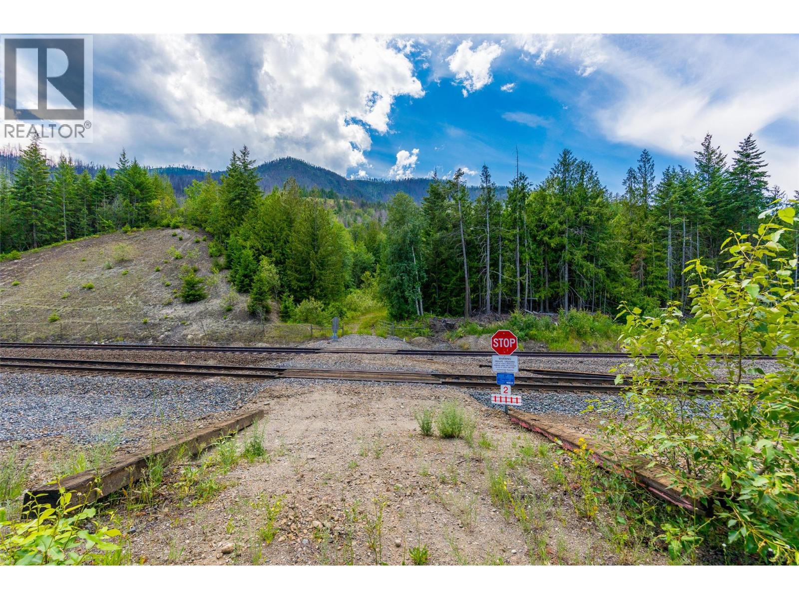890 Dilworth Road, Sorrento, British Columbia  V0E 2W1 - Photo 25 - 10392218