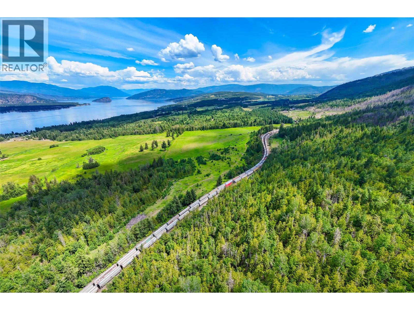890 Dilworth Road, Sorrento, British Columbia  V0E 2W1 - Photo 3 - 10392218