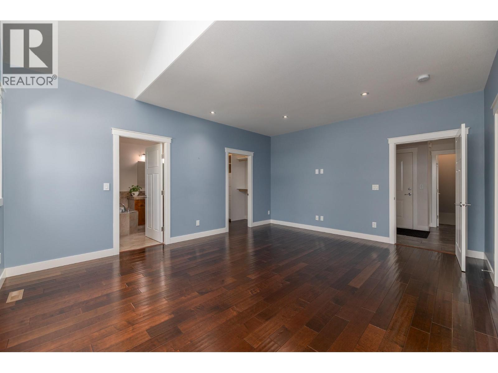 567 Pineview Road, Penticton, British Columbia  V2A 7S8 - Photo 16 - 10392310