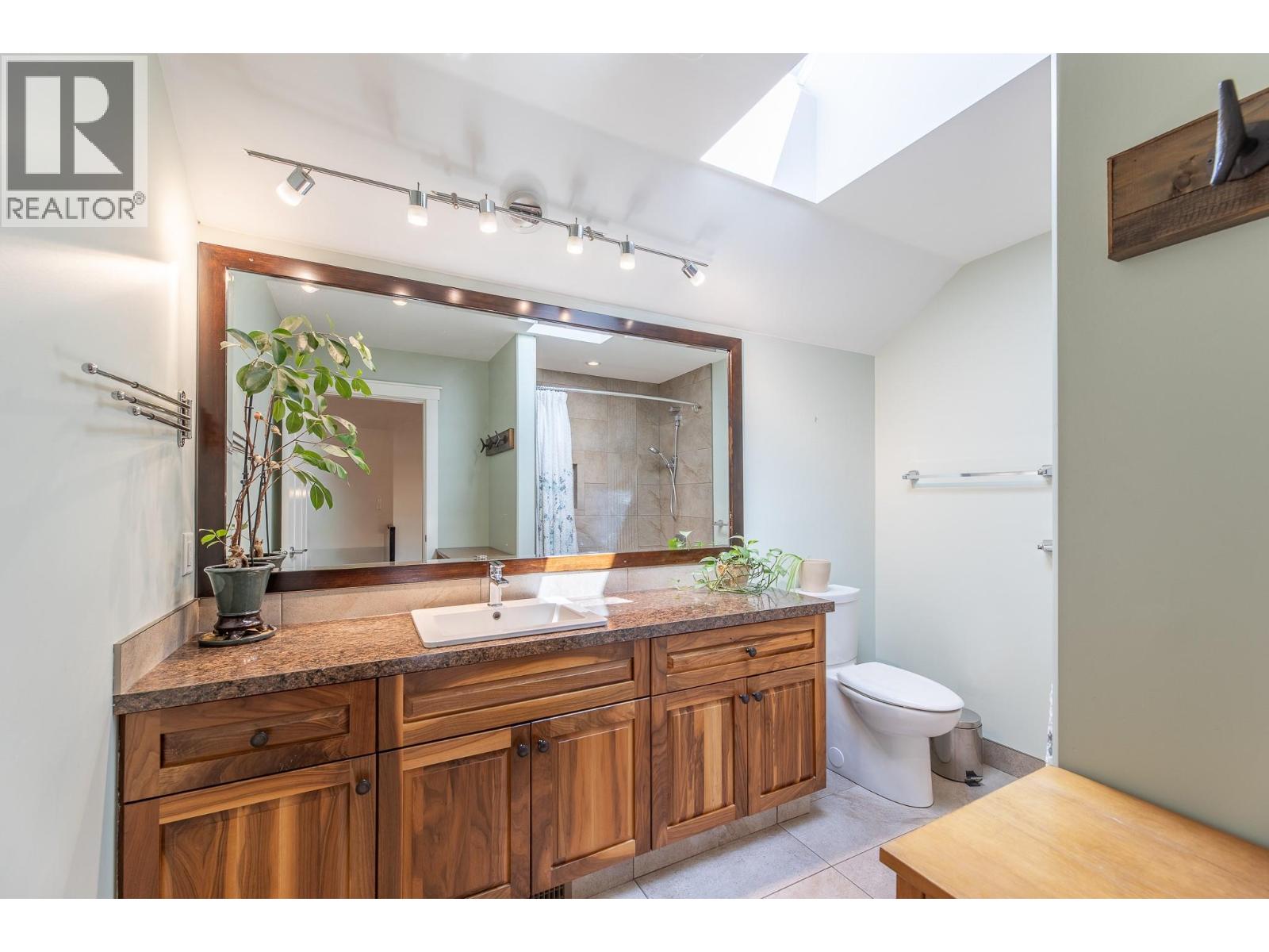 567 Pineview Road, Penticton, British Columbia  V2A 7S8 - Photo 28 - 10392310
