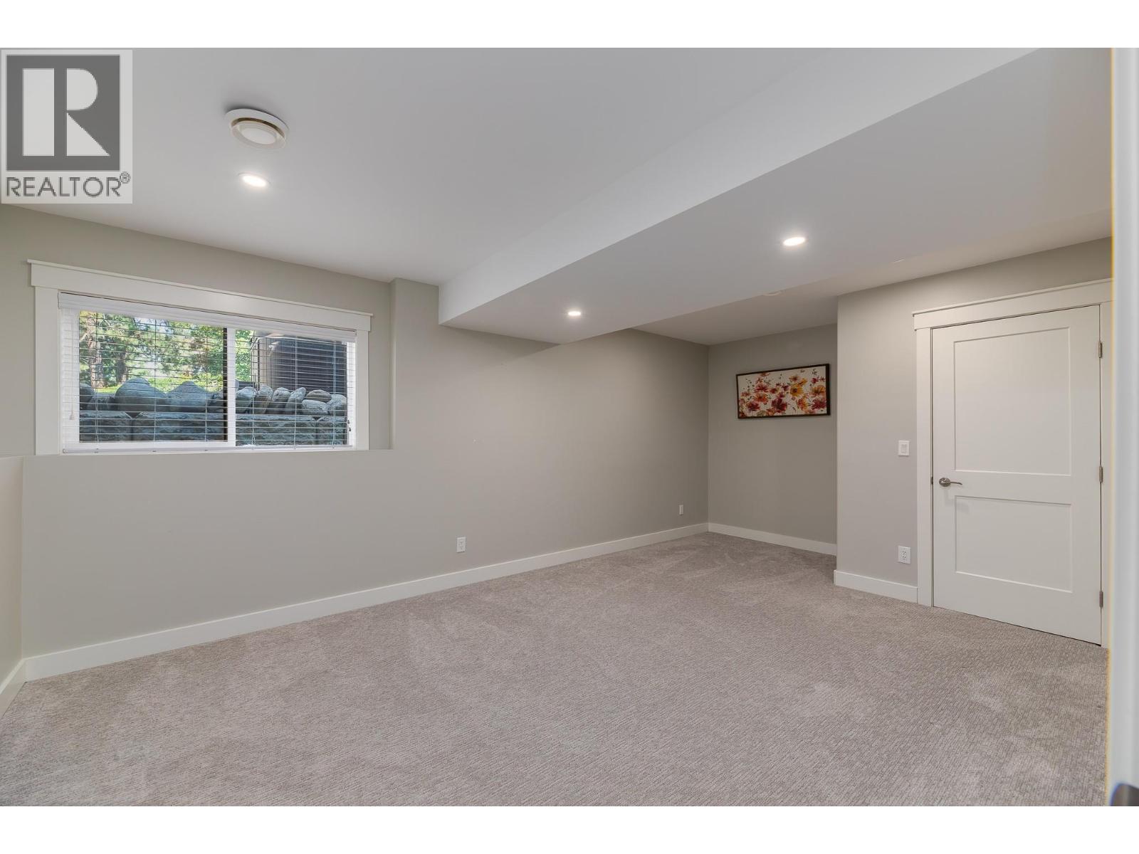 567 Pineview Road, Penticton, British Columbia  V2A 7S8 - Photo 35 - 10392310