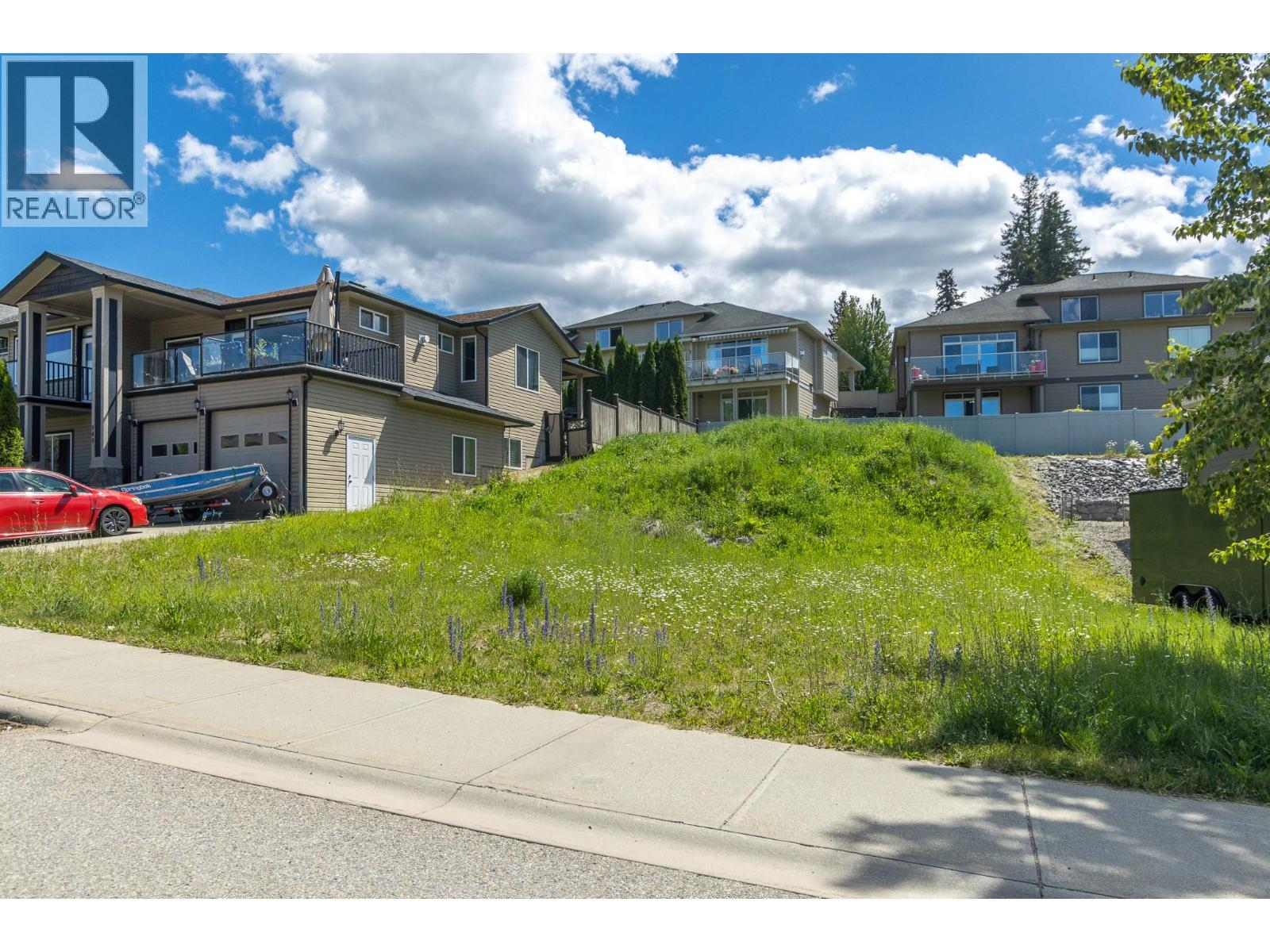 980 17 Street Se, Salmon Arm, British Columbia  V1E 0A4 - Photo 3 - 10392143