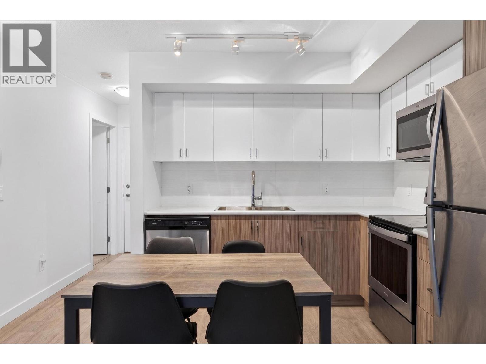 655 Academy Way Unit# 111, Kelowna, British Columbia  V1V 0C8 - Photo 11 - 10390934