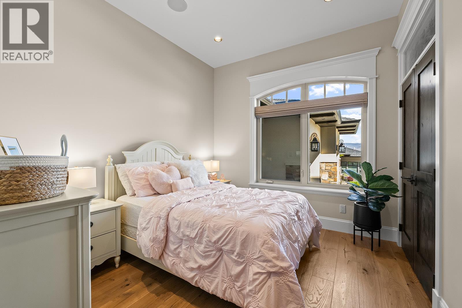 5683 Jasper Way, Kelowna, British Columbia  V1W 5L7 - Photo 35 - 10391345