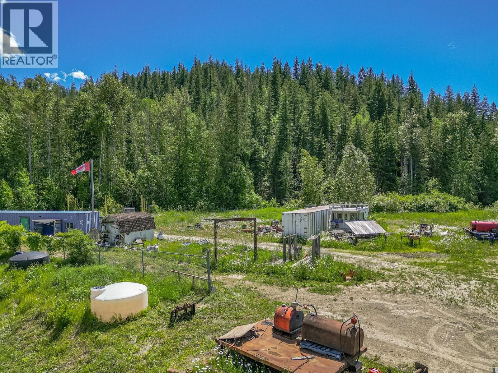 1940 Trans Can Highway, Sicamous, British Columbia  V0E 2V0 - Photo 41 - 10392202