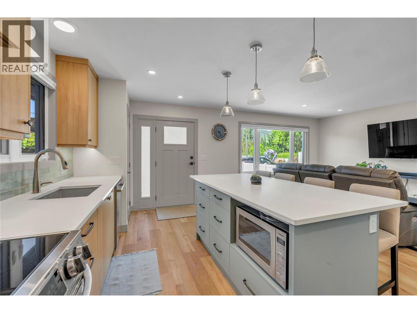 787 Kamloops Avenue, Penticton, British Columbia  V2A 2J3 - Photo 12 - 10391852